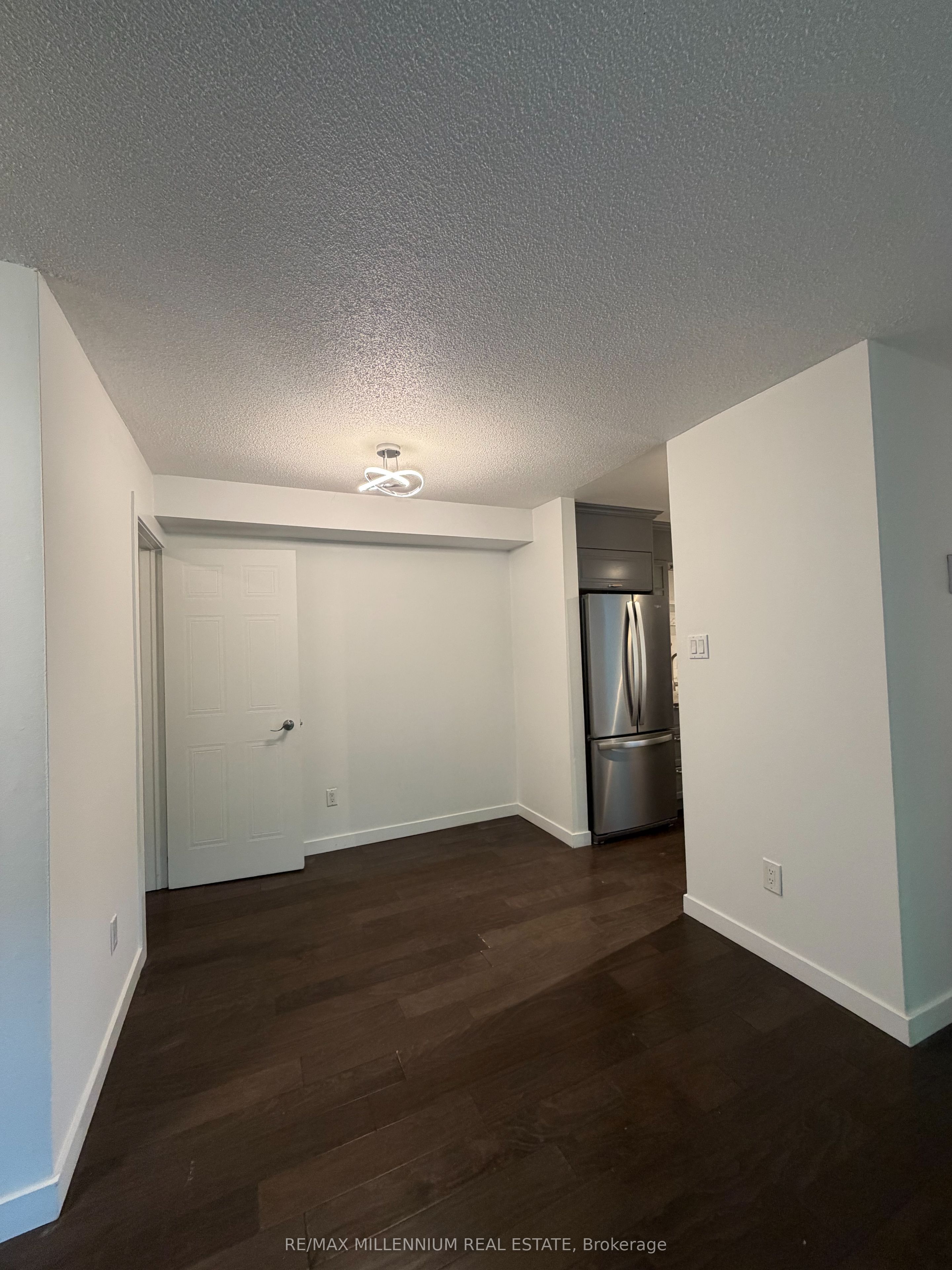 1480 Pilgrims Way 1613 Property Photo 3