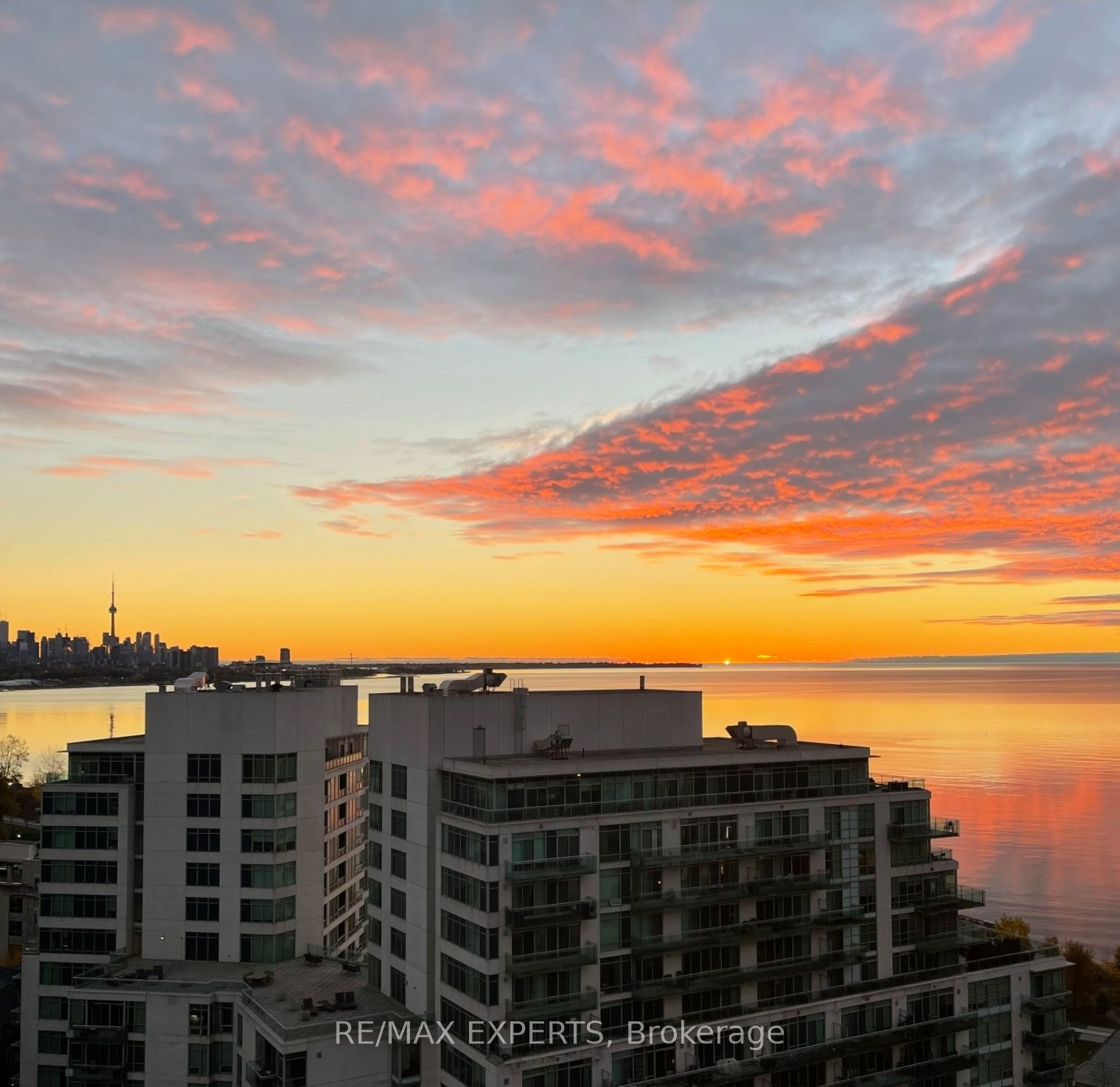 2083 Lakeshore Boulevard W 1509
