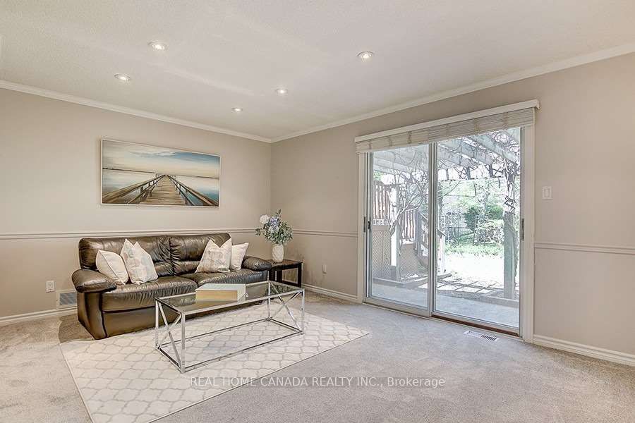 2197 Dunedin Road Property Photo 11