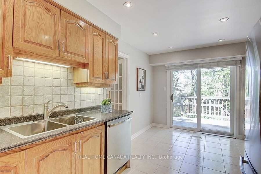 2197 Dunedin Road Property Photo 12