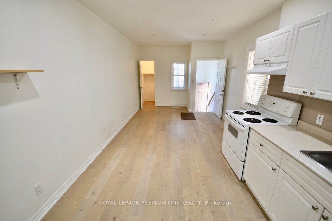 312 Rustic Road B Property Photo 9