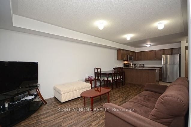 2480 Post Road 24 Property Photo 11