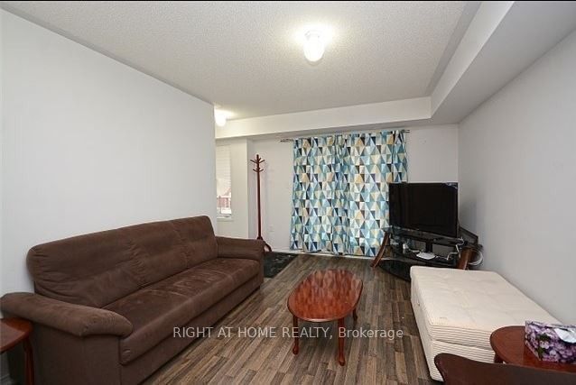 2480 Post Road 24 Property Photo 12