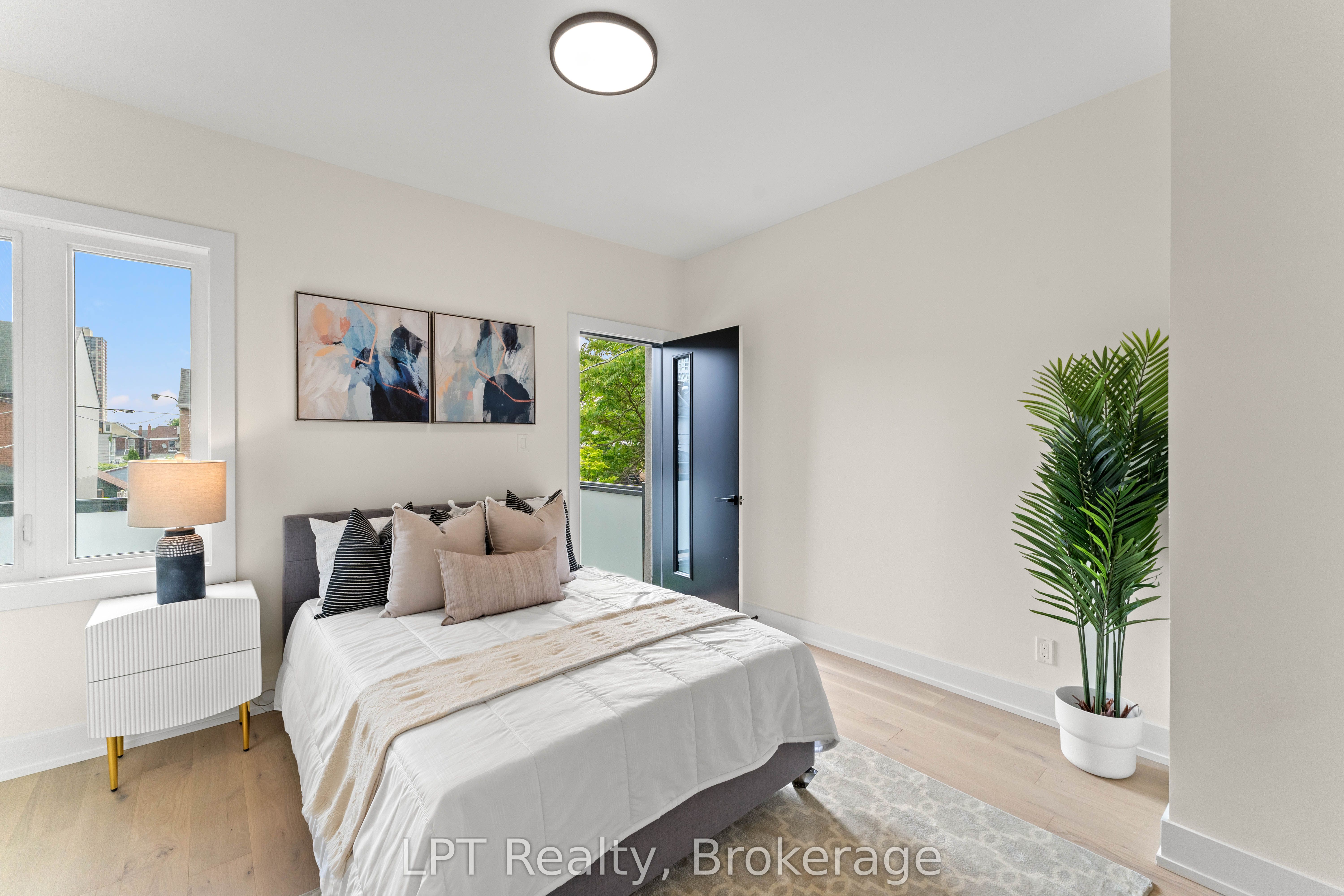 204 Franklin Avenue Property Photo 18