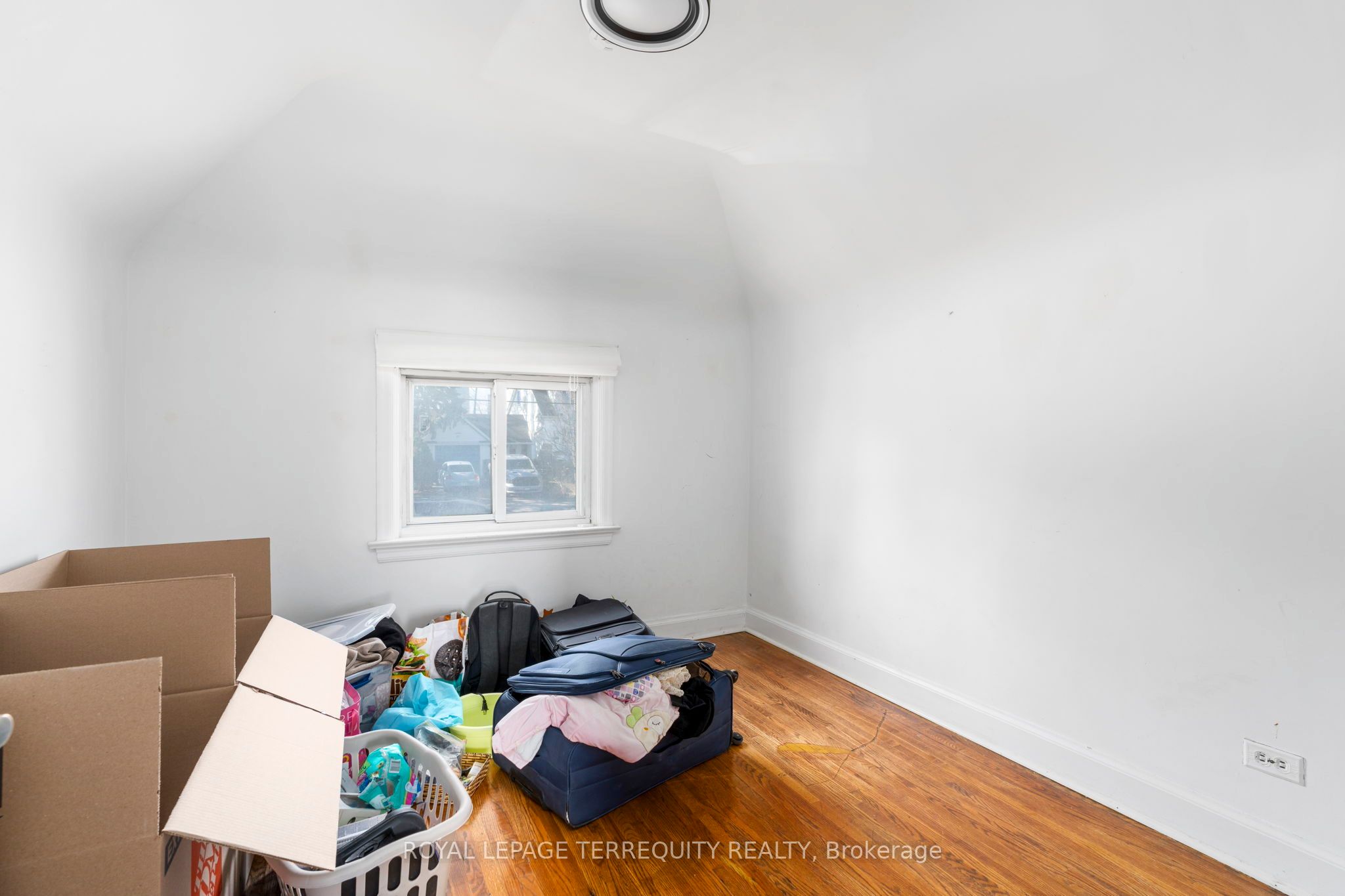 64 Pelmo Crescent Property Photo 14