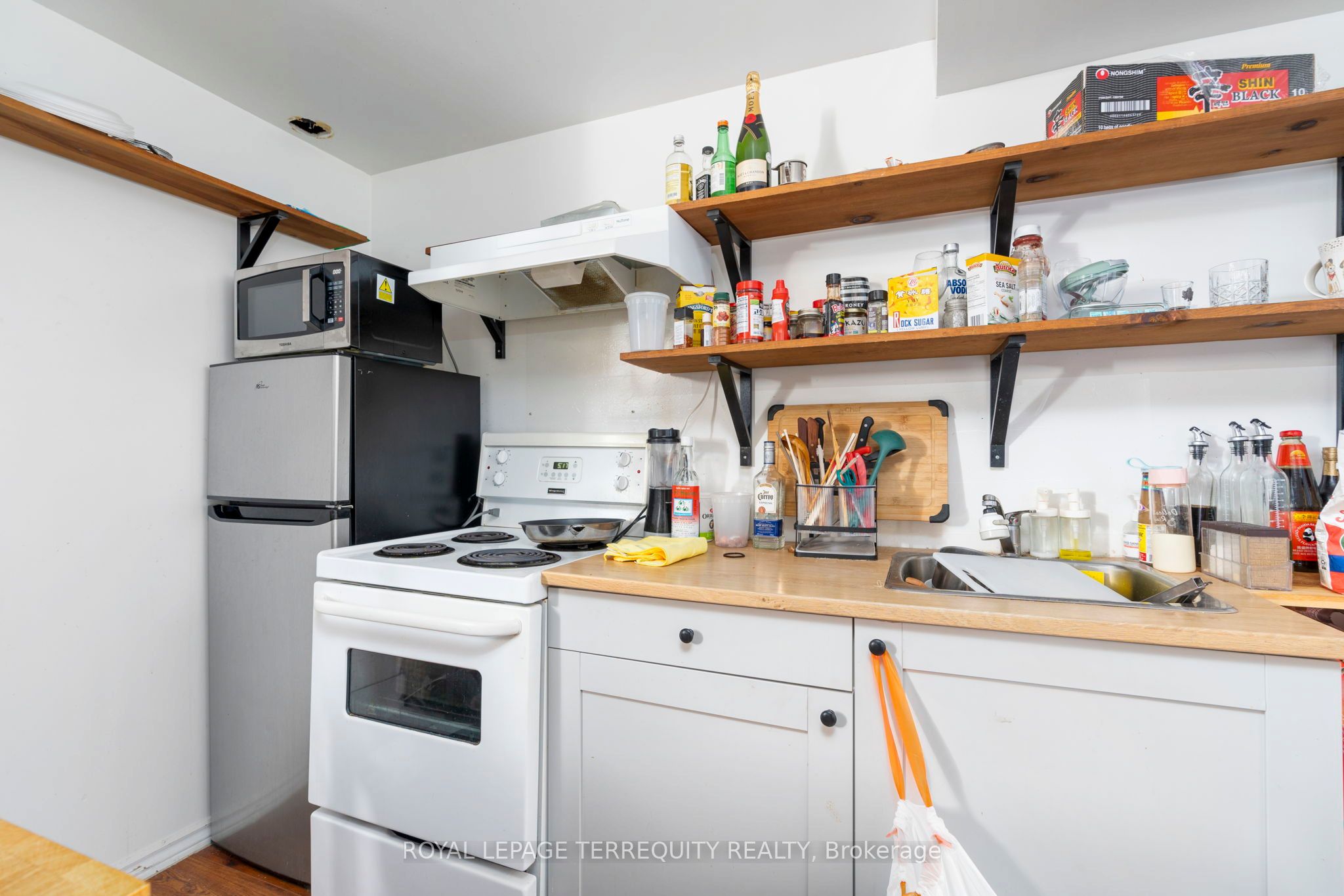 64 Pelmo Crescent Property Photo 26