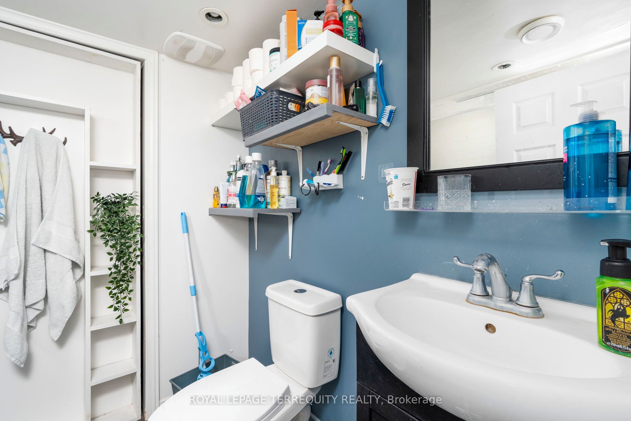 64 Pelmo Crescent Property Photo 29