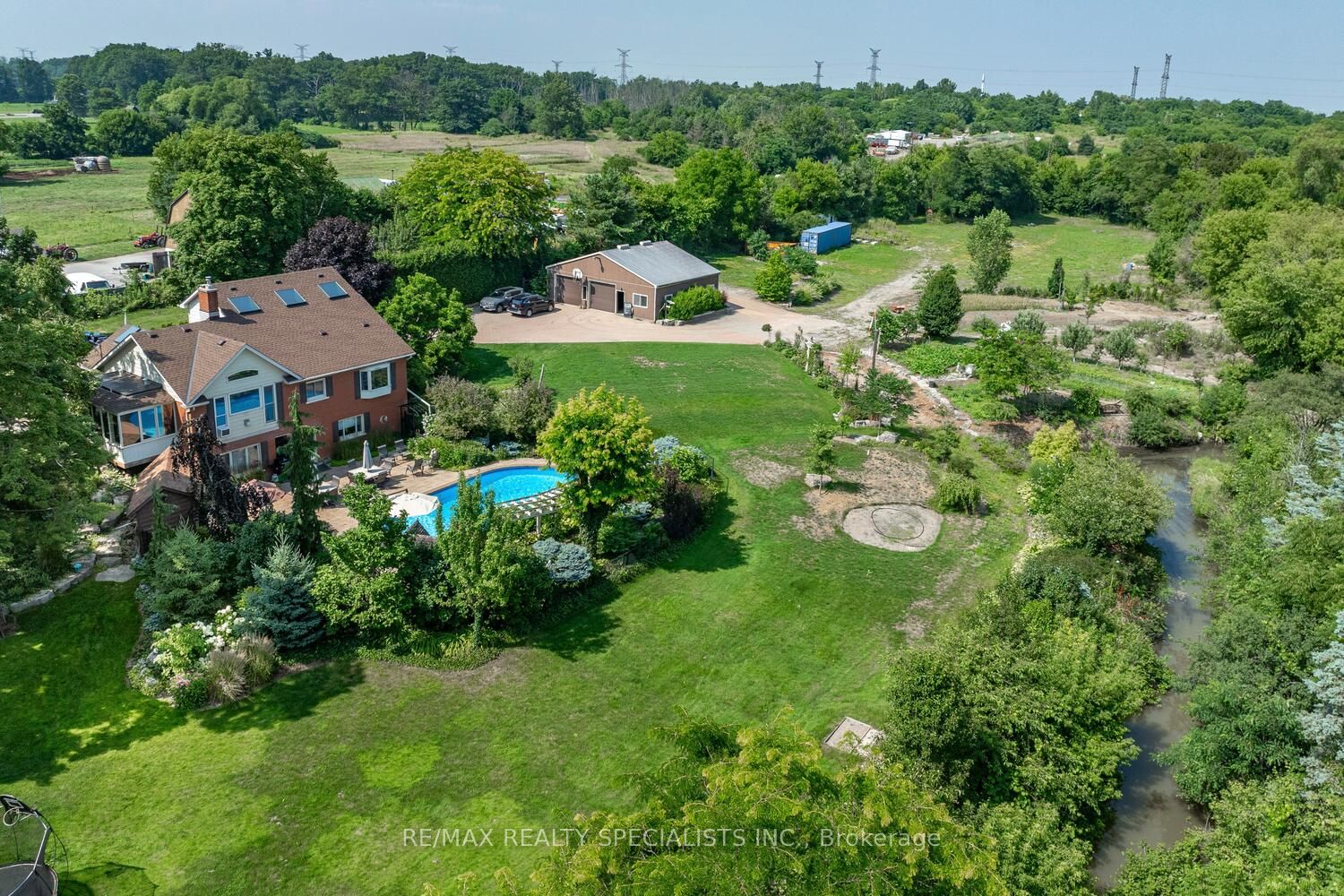 5189 Eighth Line Property Photo 4