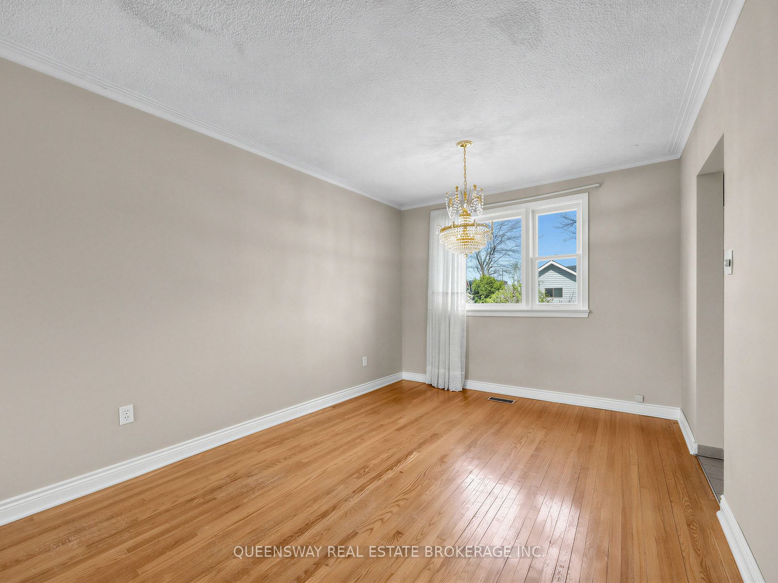 517 Pinegrove Road Property Photo 9