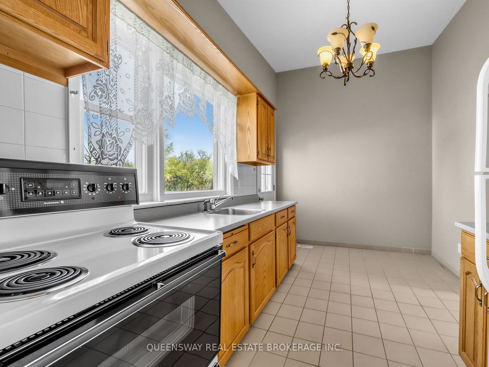 517 Pinegrove Road Property Photo 11