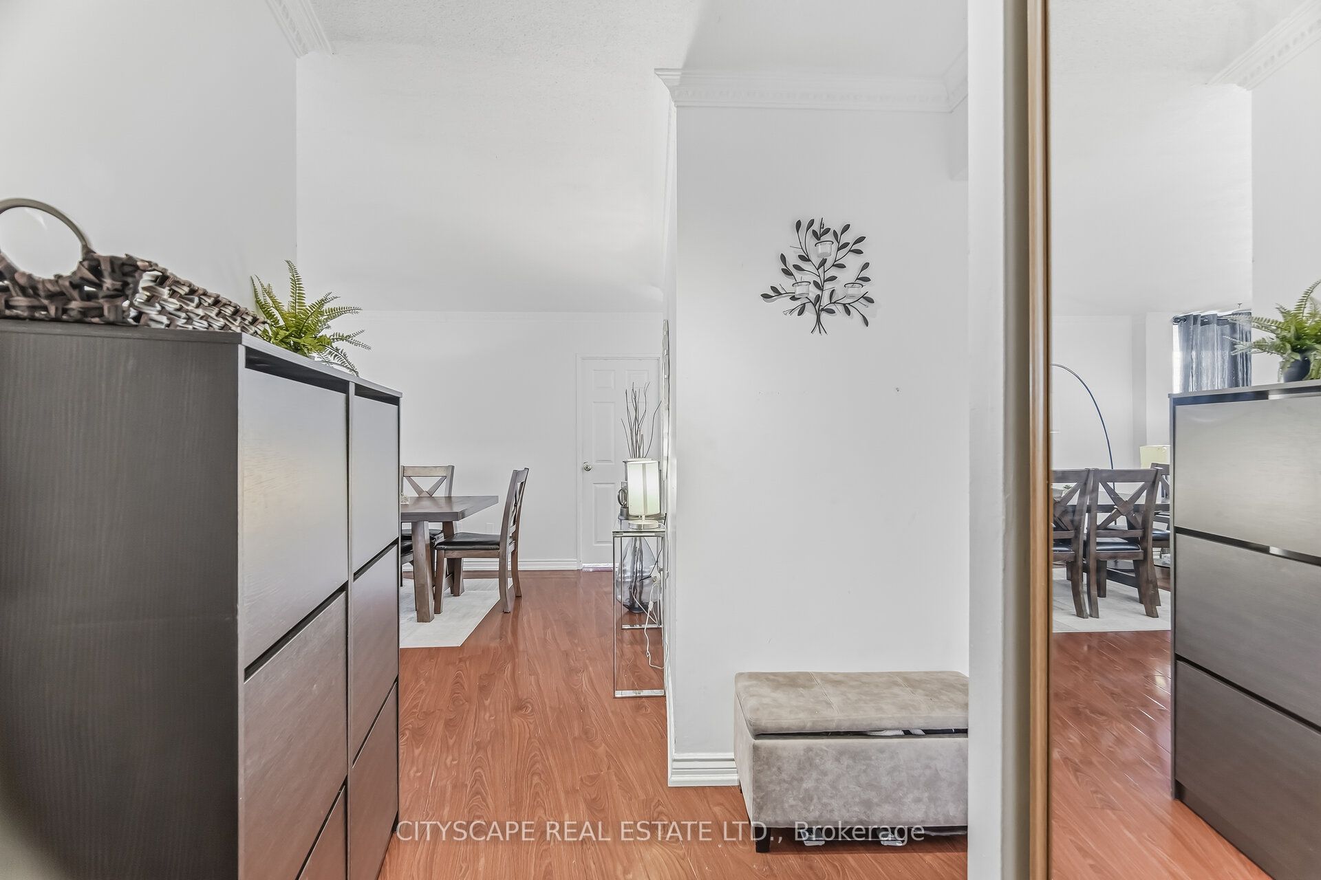 20 Mississauga Valley Boulevard 1706 Property Photo 6