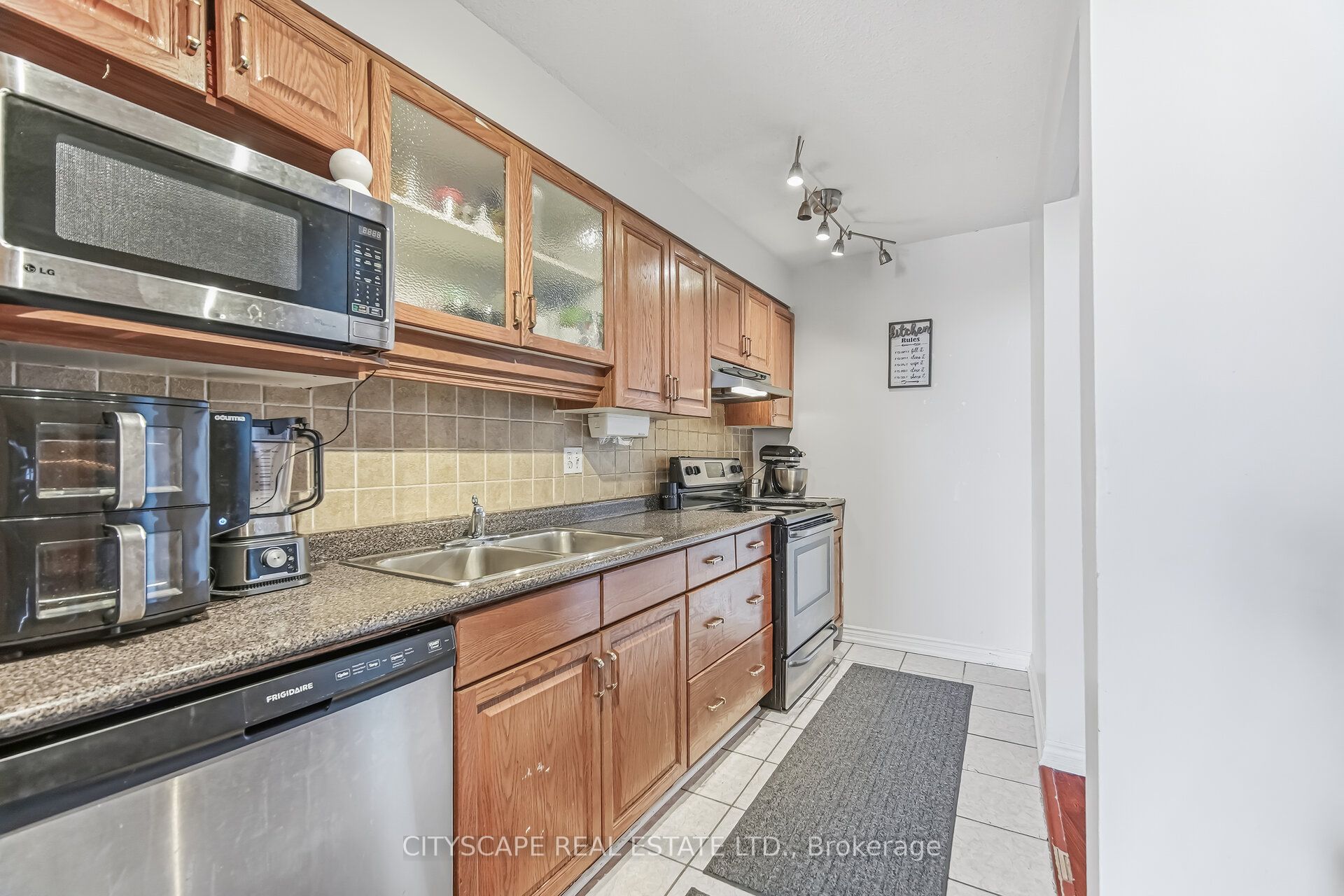 20 Mississauga Valley Boulevard 1706 Property Photo 14