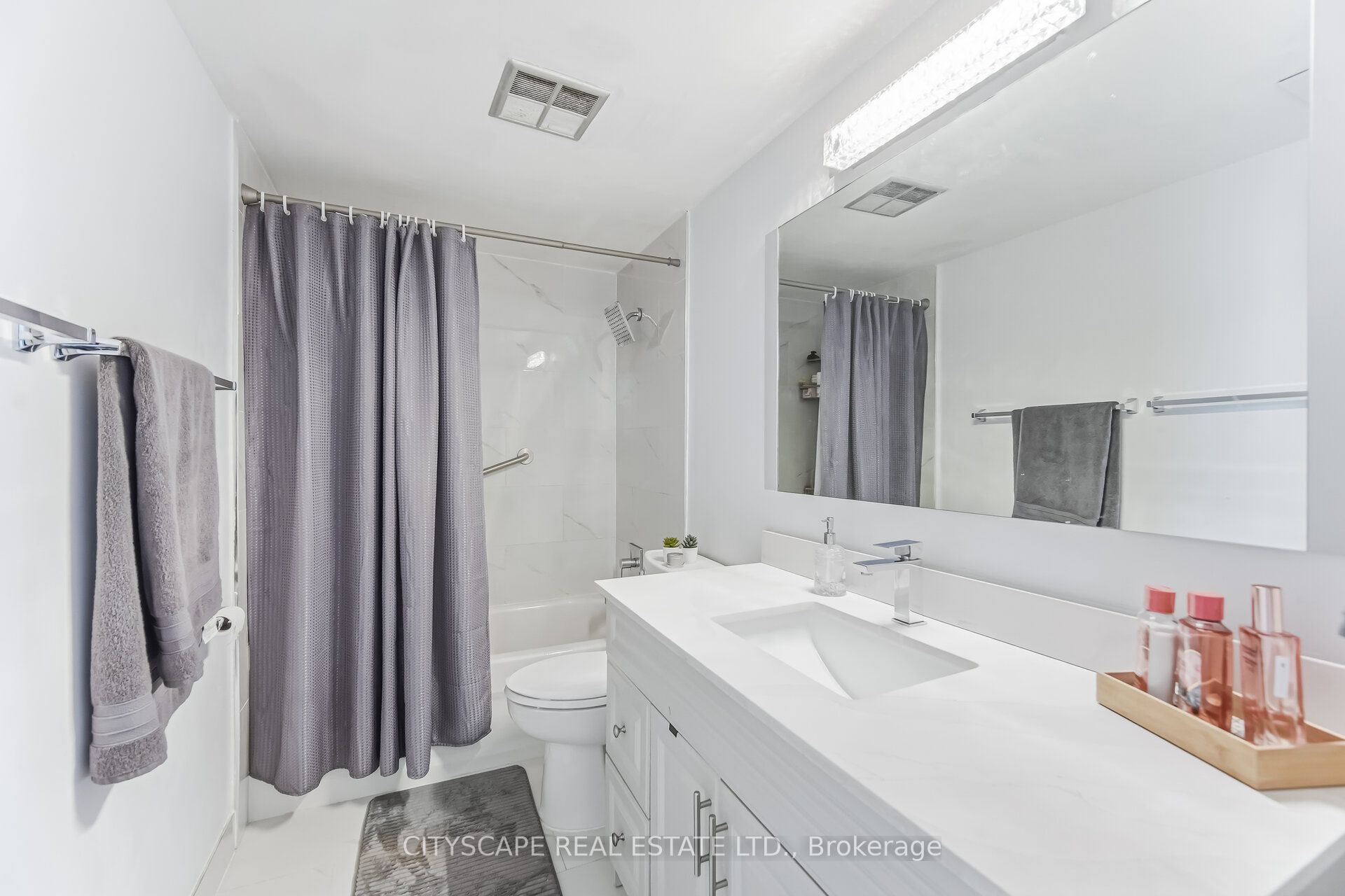 20 Mississauga Valley Boulevard 1706 Property Photo 24