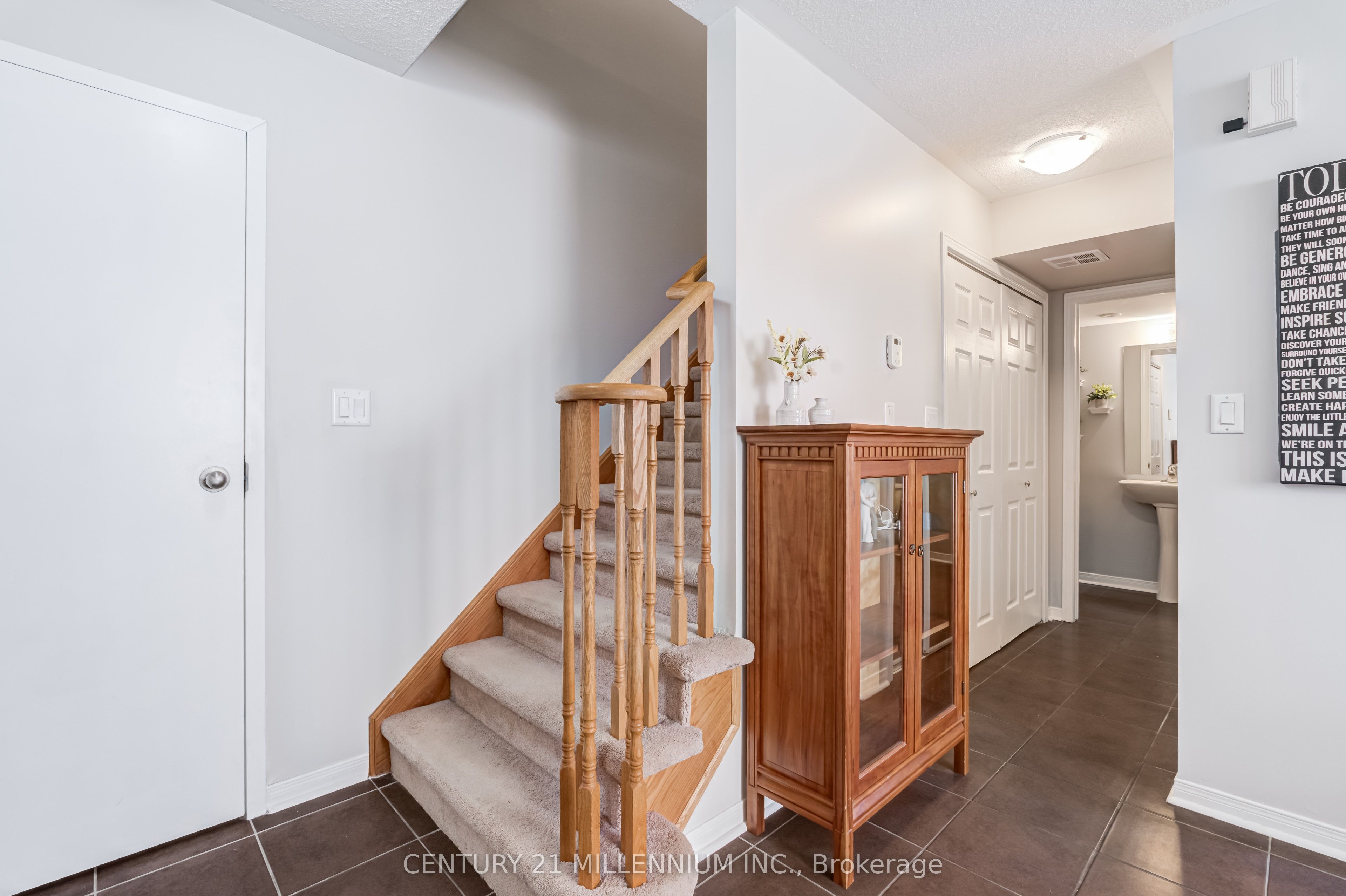 5 Armstrong Street 9 Property Photo 26