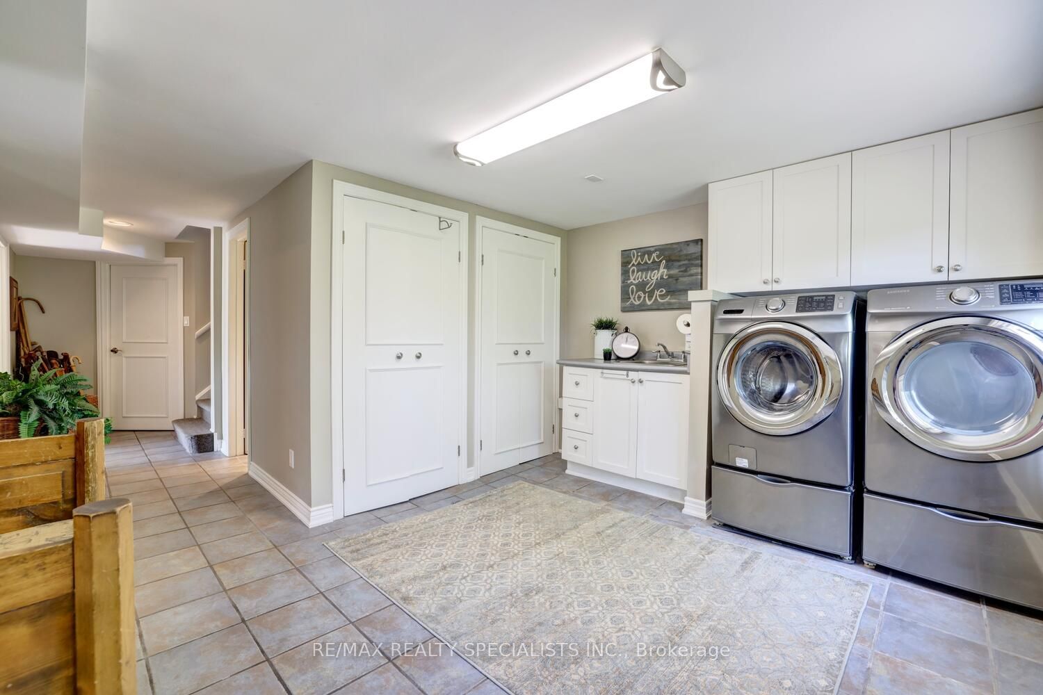 5189 Eighth Line Property Photo 32