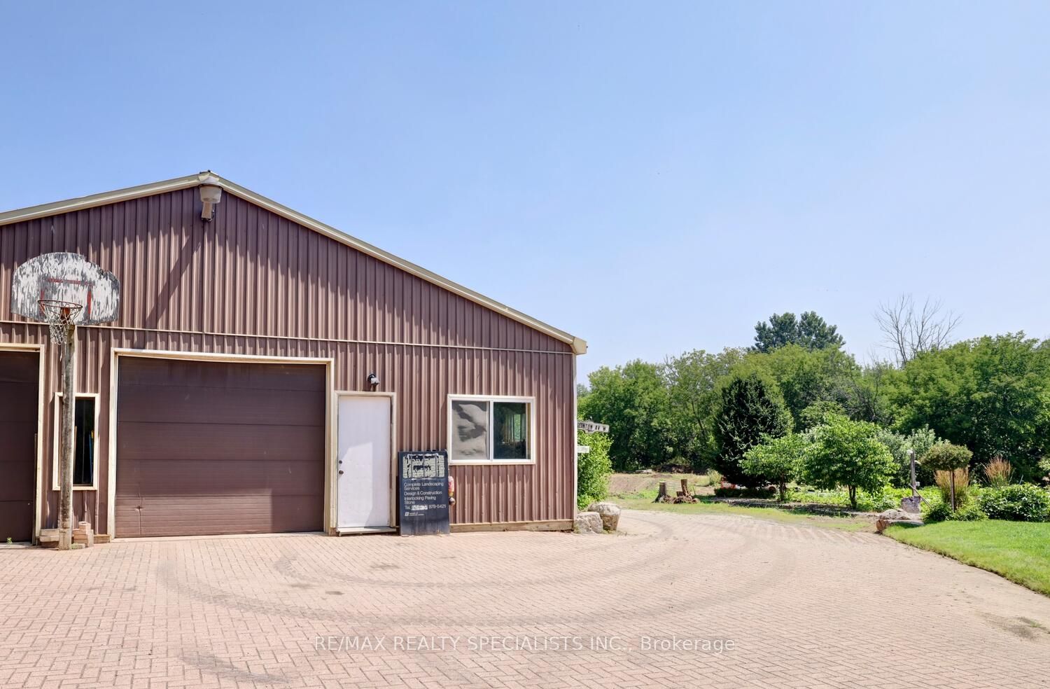 5189 Eighth Line Property Photo 39
