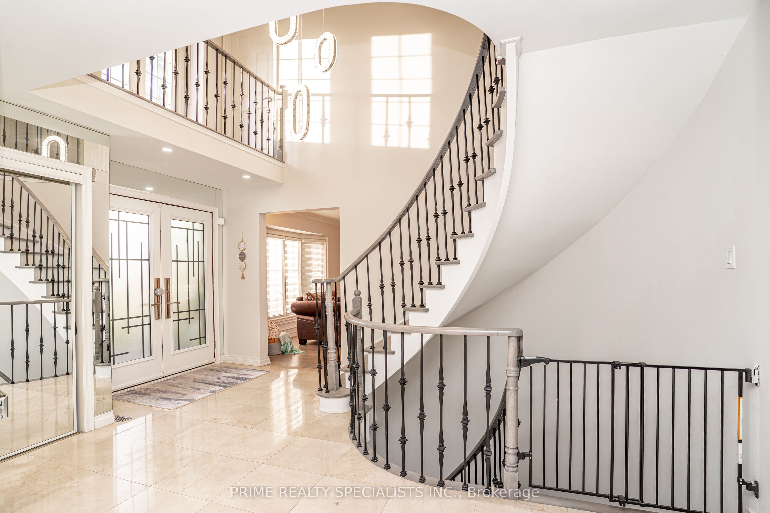 1800 Tattersall Way Property Photo 4