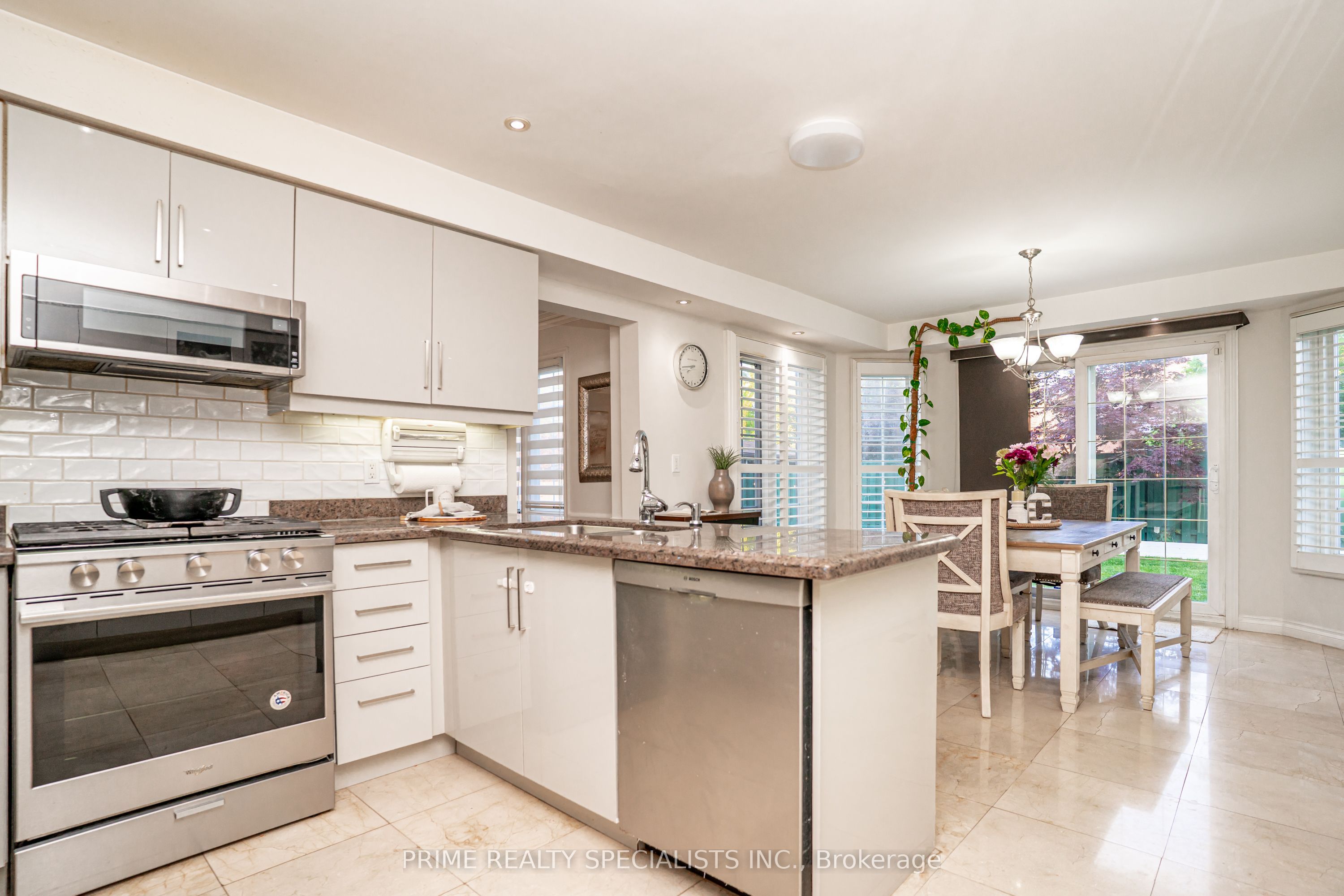 1800 Tattersall Way Property Photo 11