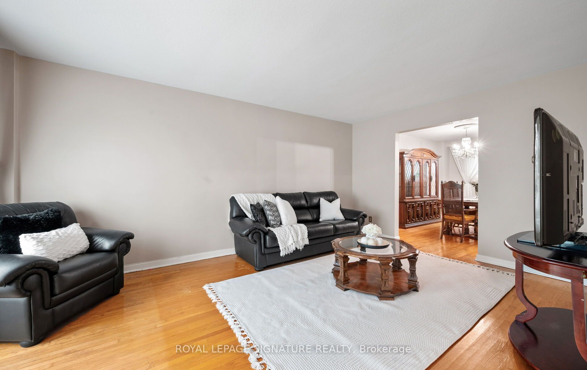 1142 Alexandra Avenue Property Photo 6