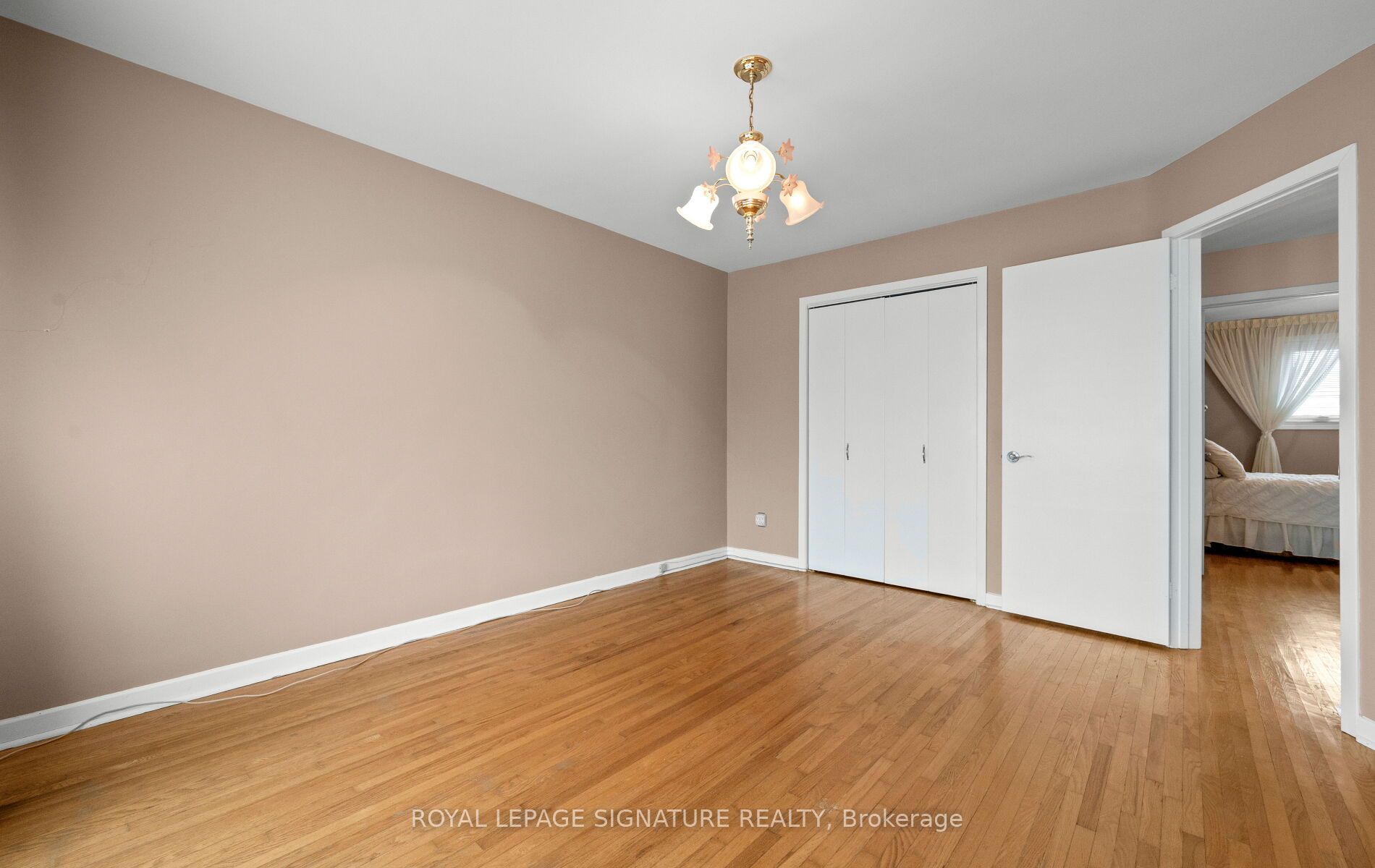 1142 Alexandra Avenue Property Photo 16