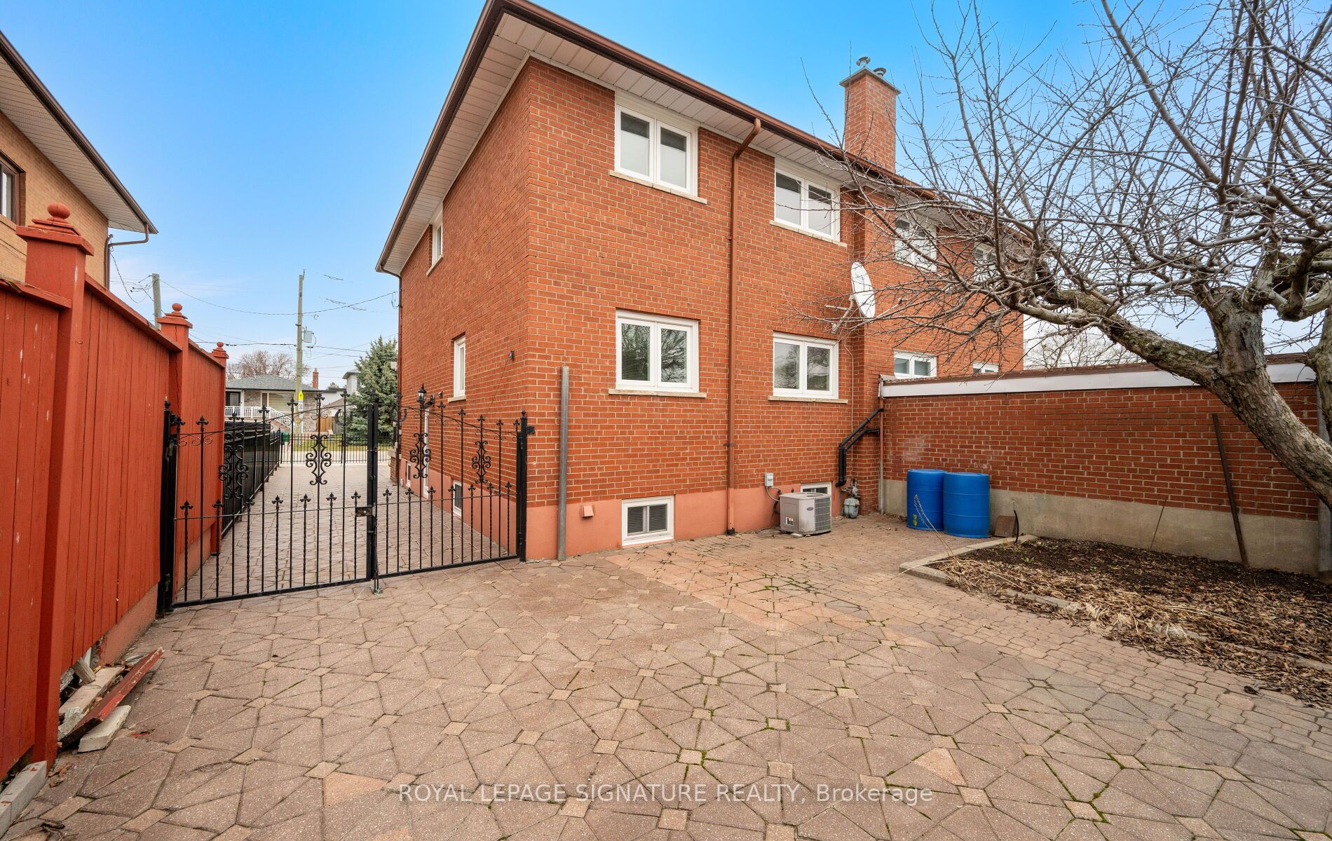 1142 Alexandra Avenue Property Photo 29