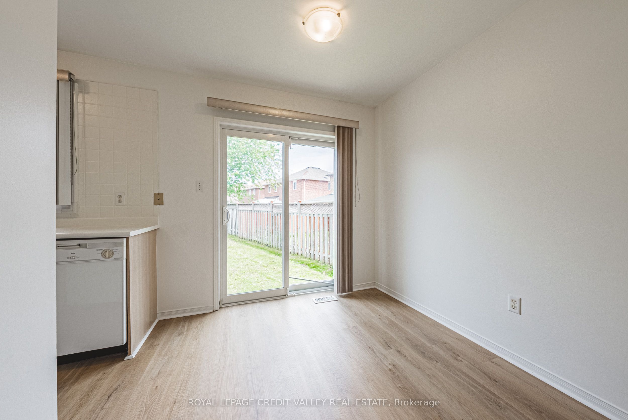 155 Saddletree Trail Property Photo 12