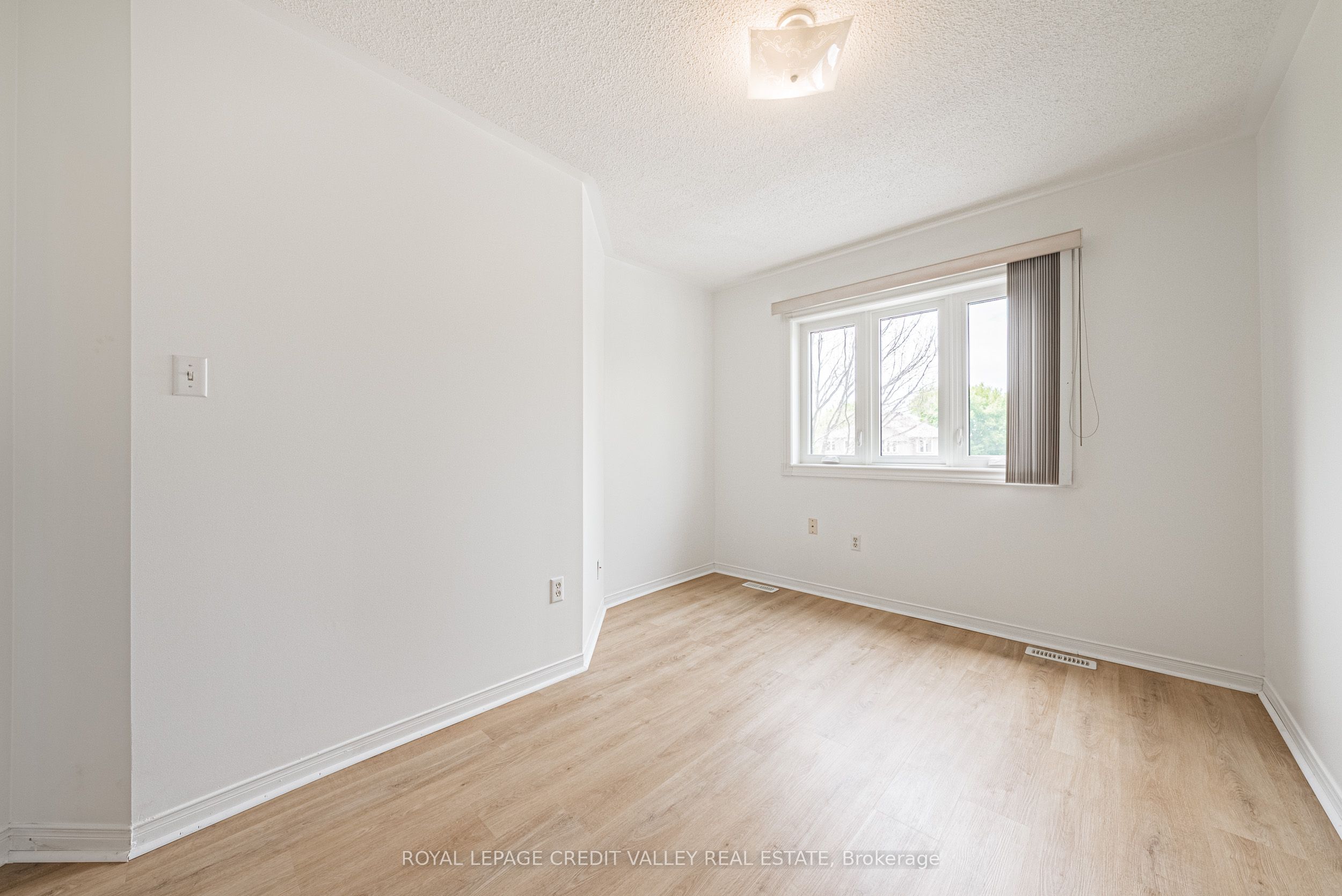 155 Saddletree Trail Property Photo 18