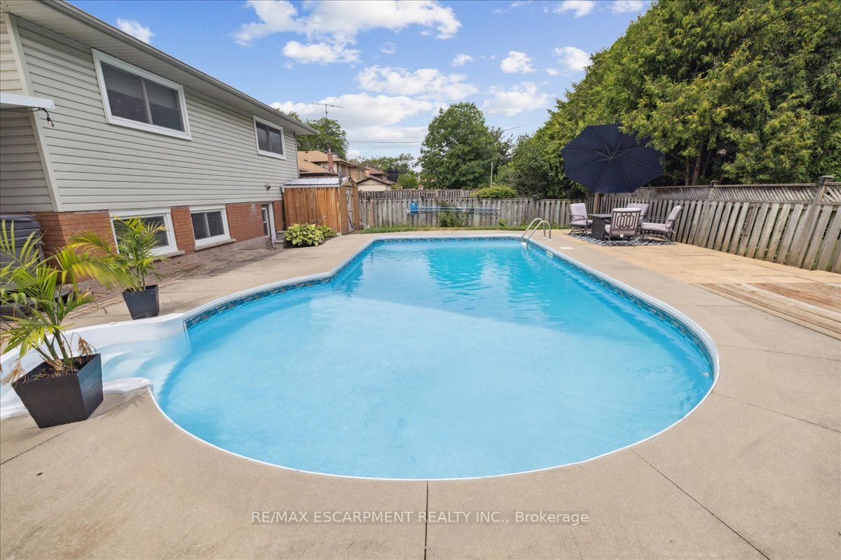 755 Parker Crescent Property Photo 45