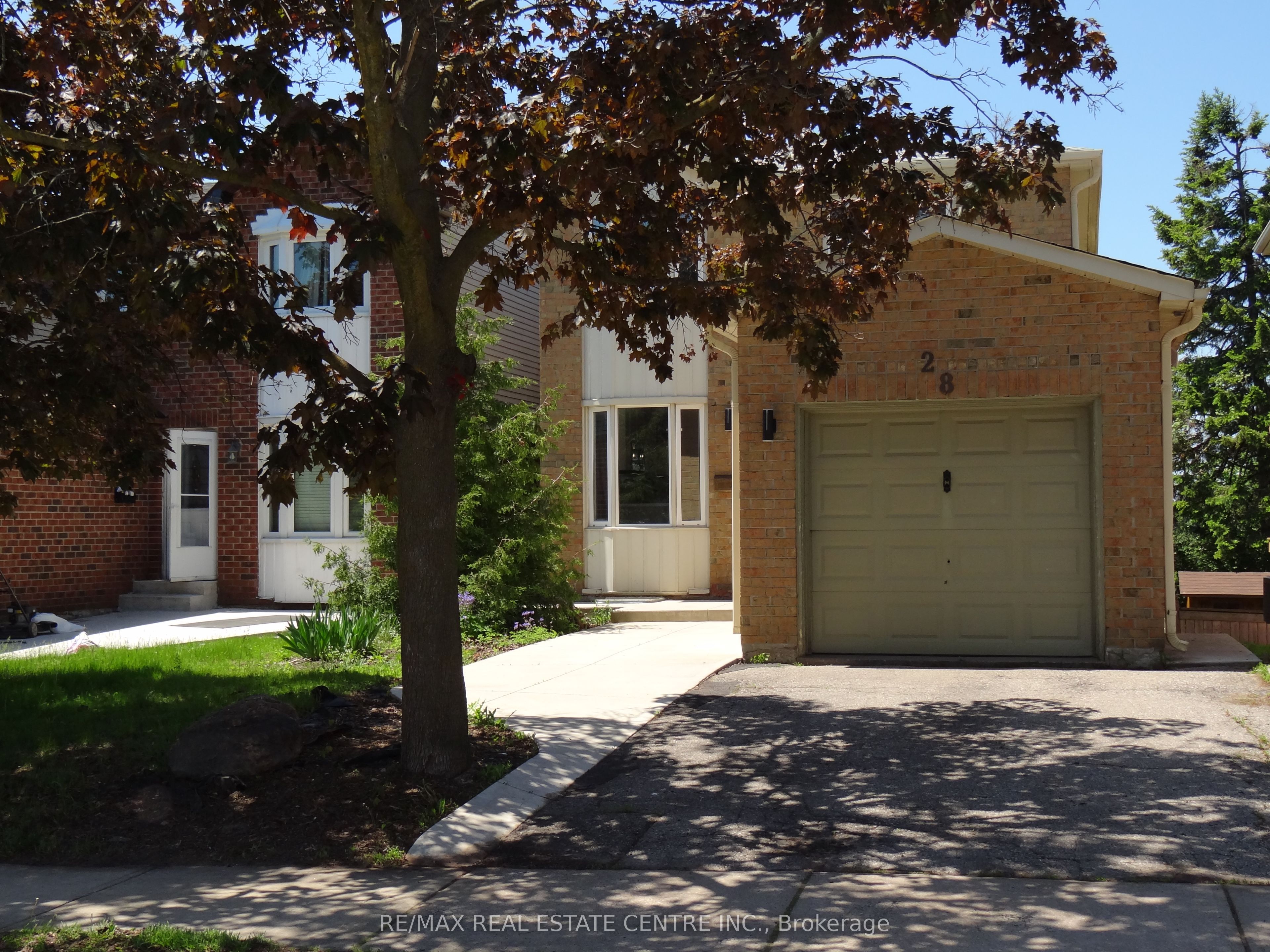 28 Rawling Crescent Property Photo 2