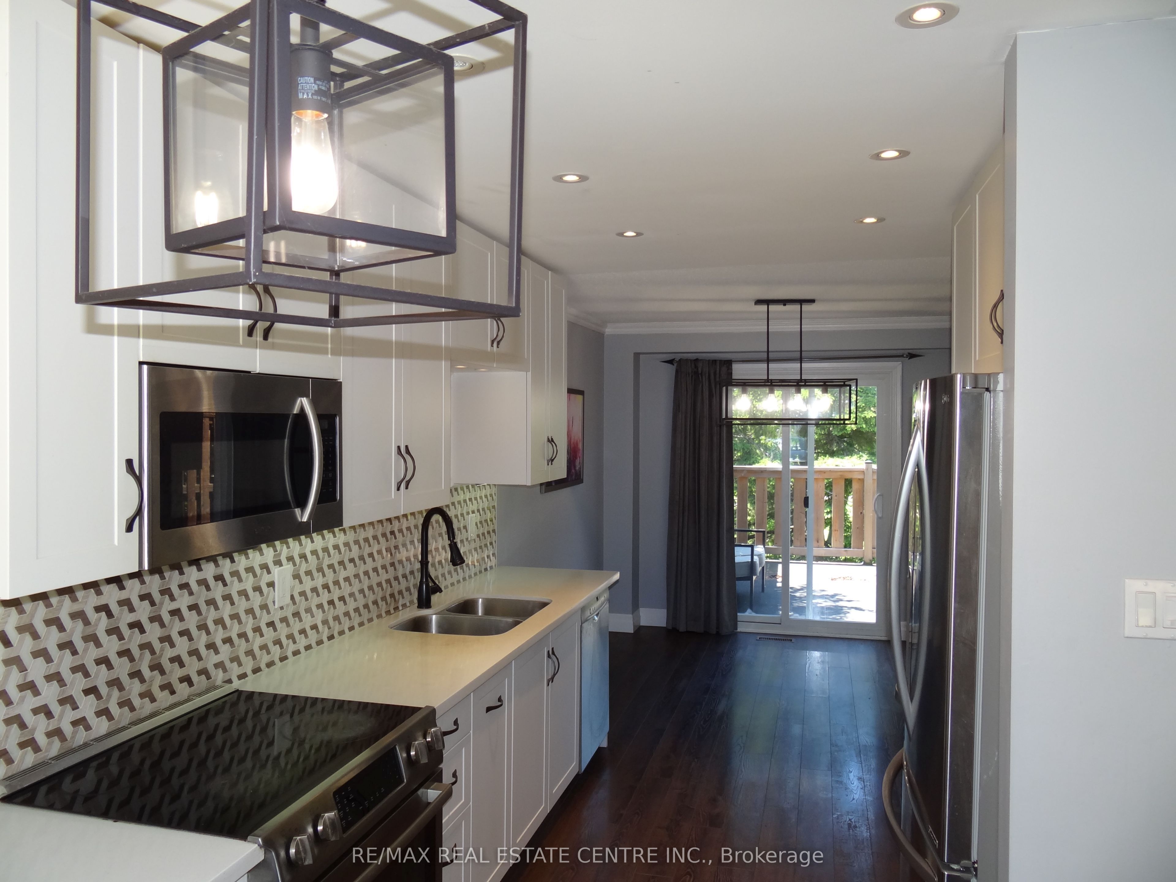 28 Rawling Crescent Property Photo 6