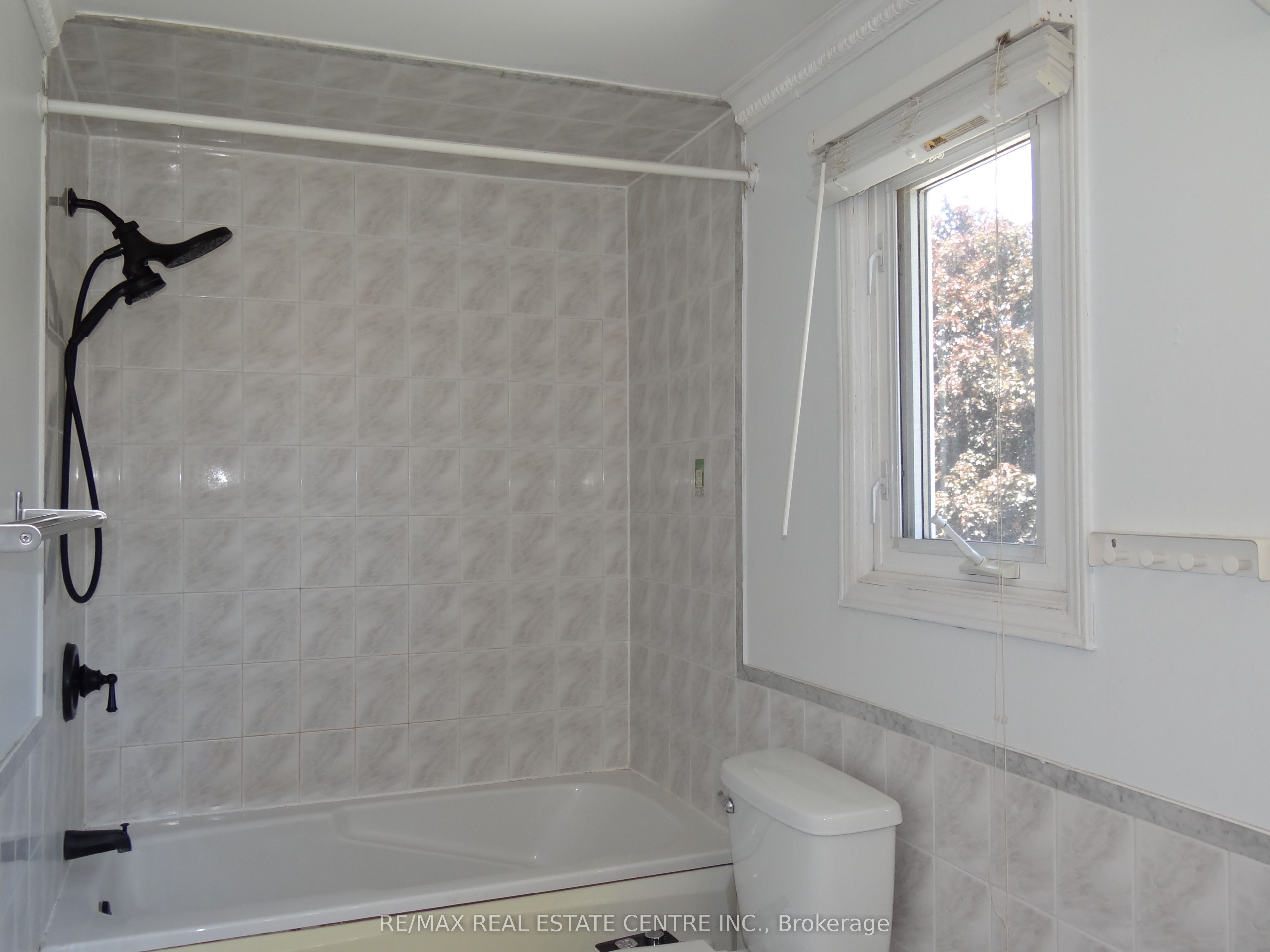 28 Rawling Crescent Property Photo 19