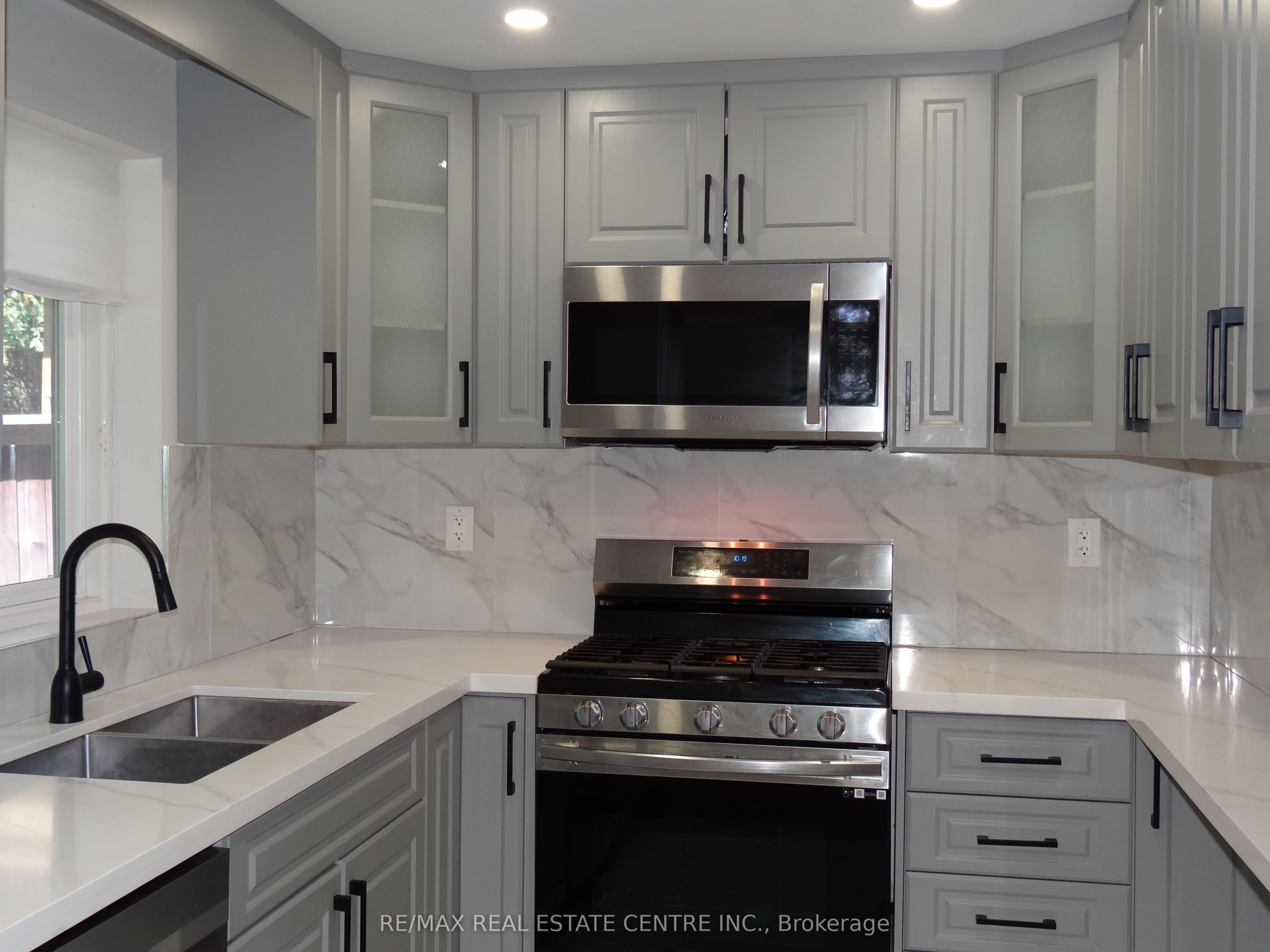 28 Rawling Crescent Property Photo 21