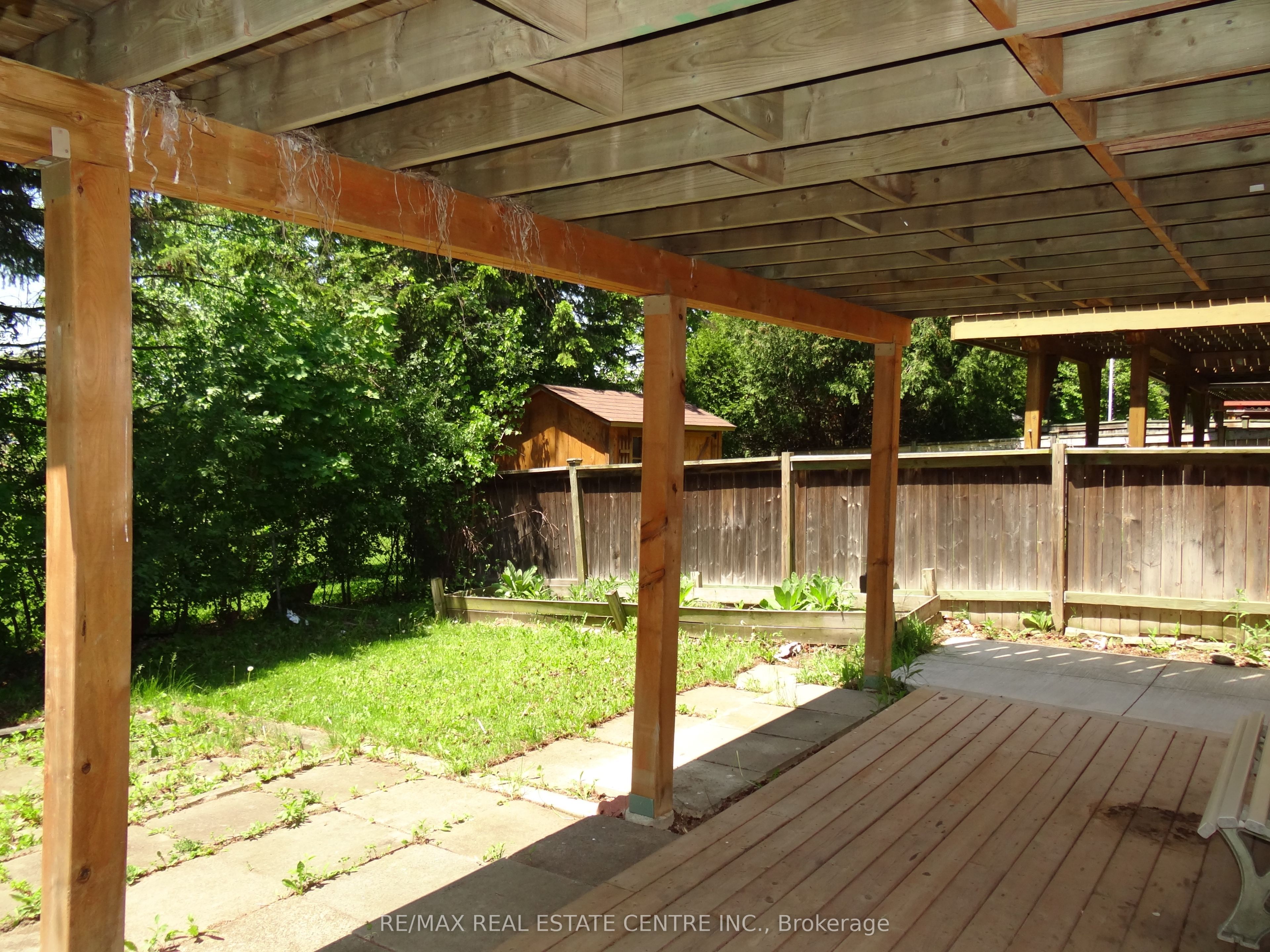 28 Rawling Crescent Property Photo 28