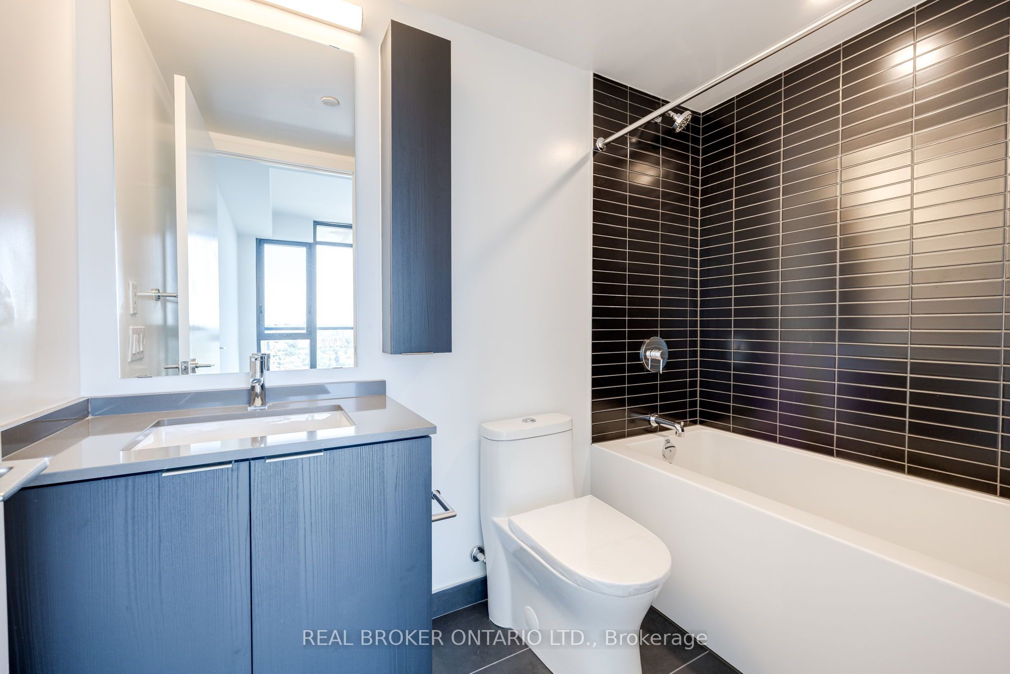 86 Dundas Street E 1602 Property Photo 27