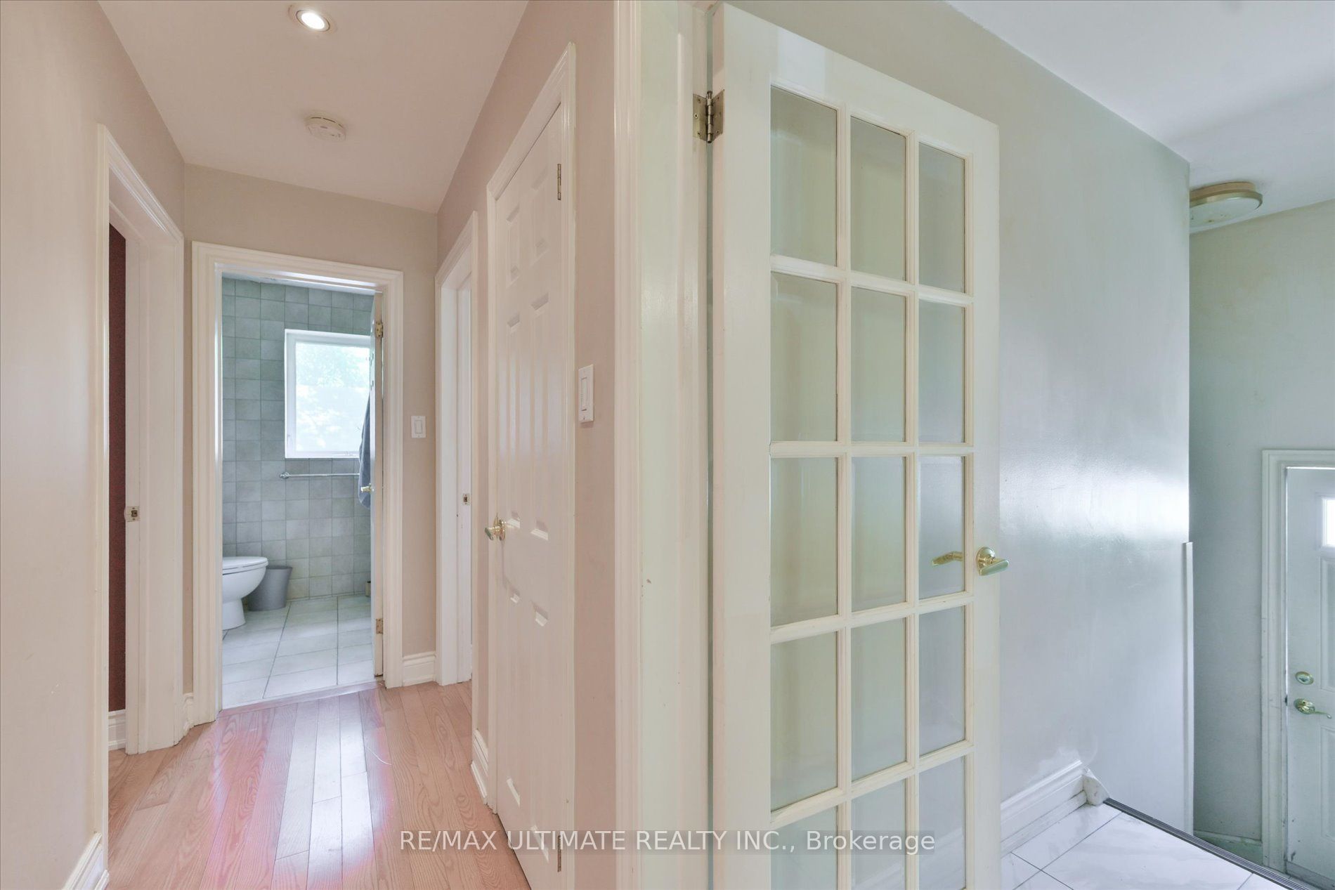 1076 Dixie Road Property Photo 7