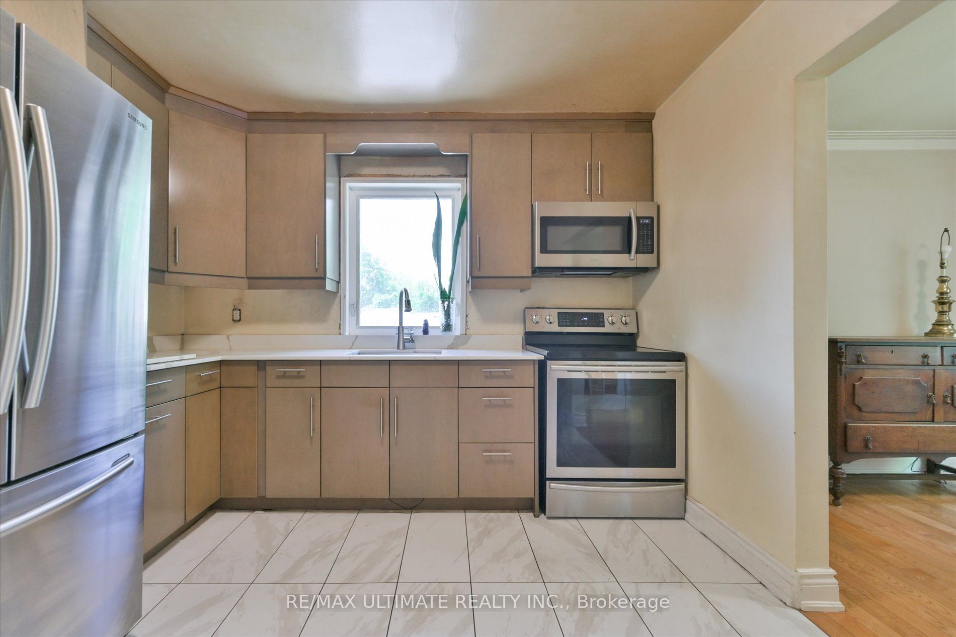 1076 Dixie Road Property Photo 15
