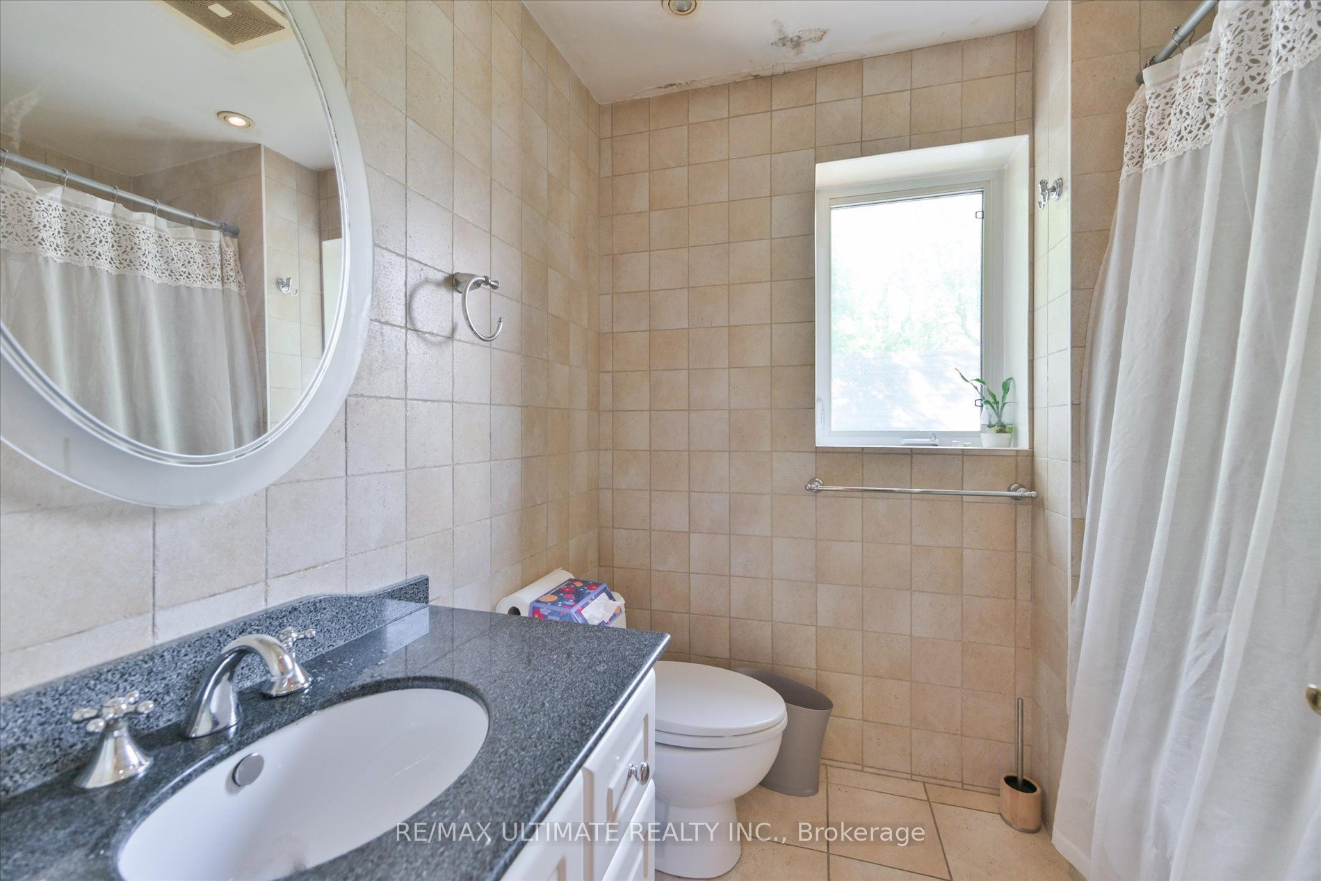1076 Dixie Road Property Photo 21