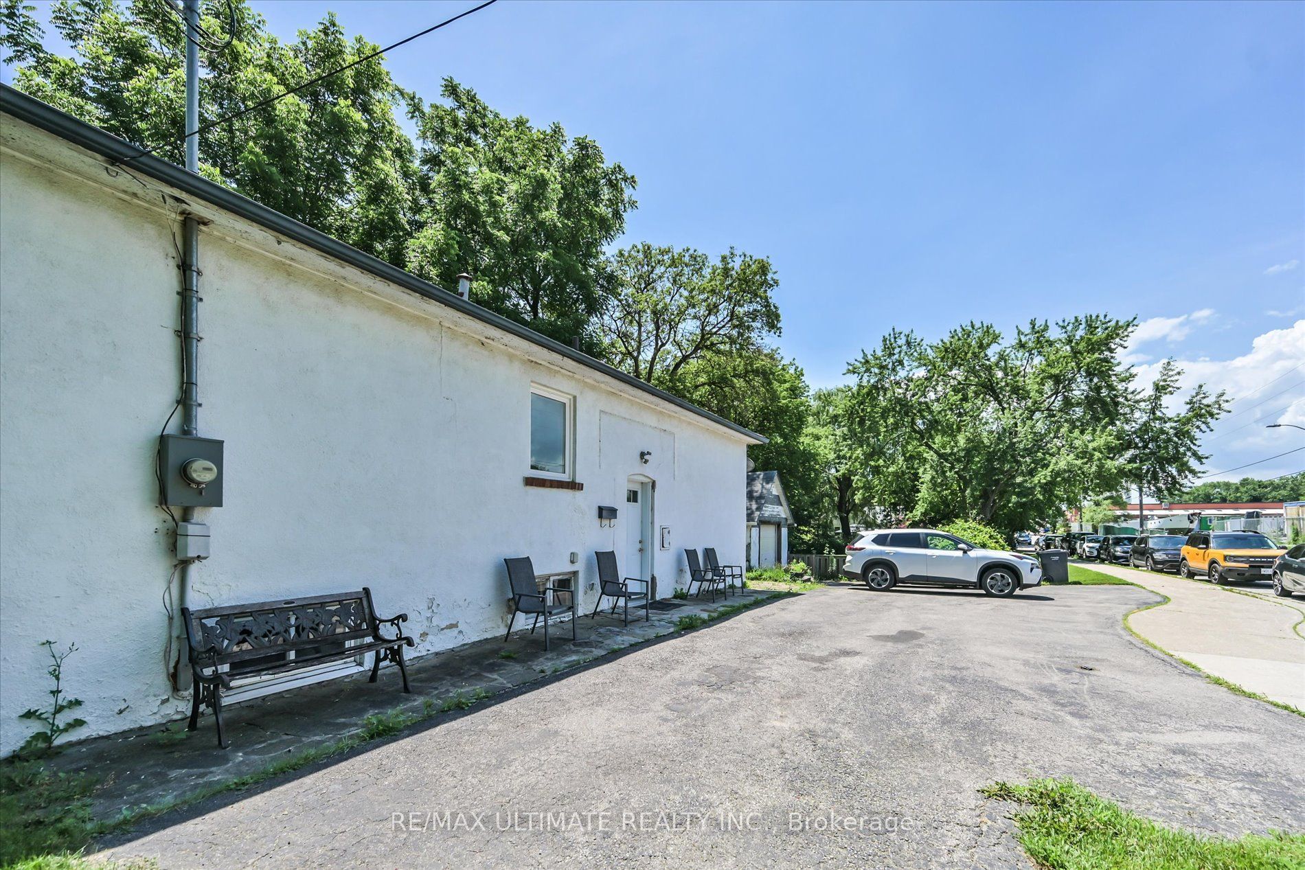 1076 Dixie Road Property Photo 25