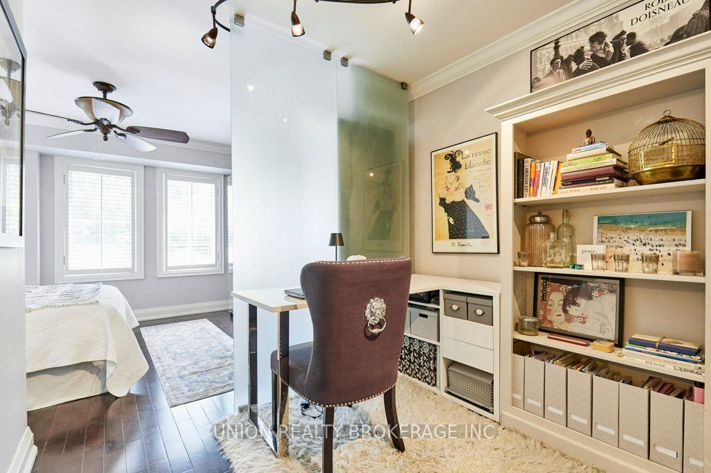 93 The Queensway 39 Property Photo 13