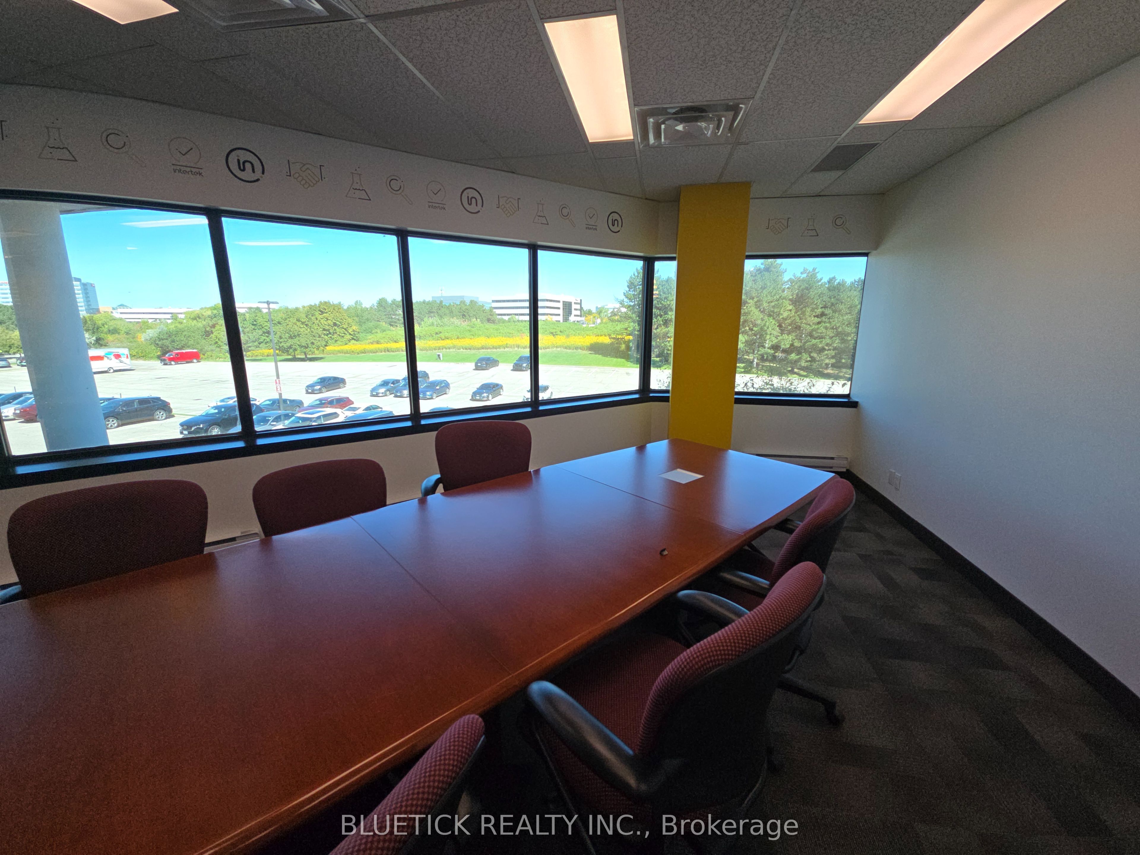2233 Argentia Road 207 Property Photo 15