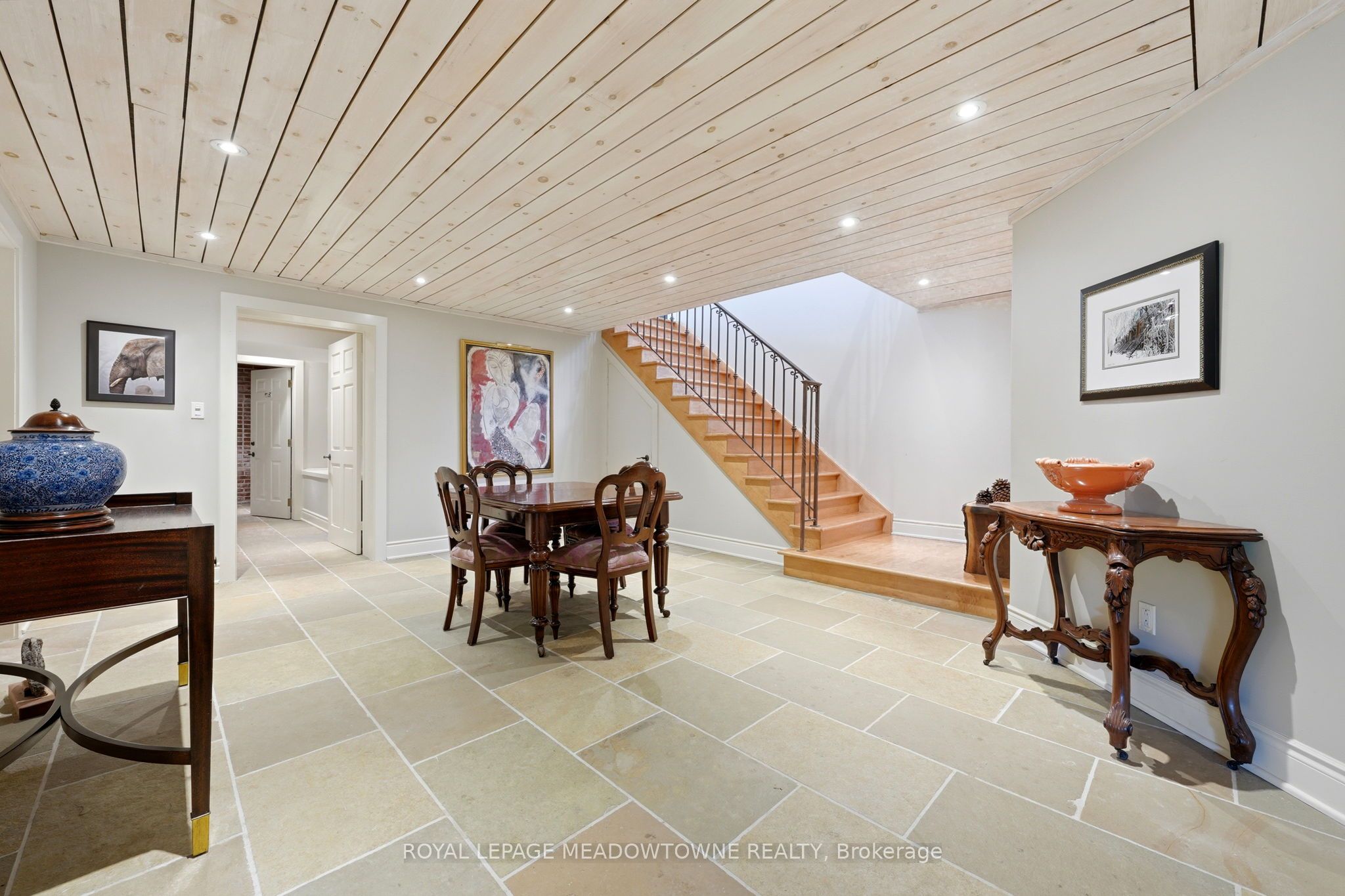 14249 Tenth Line Property Photo 32