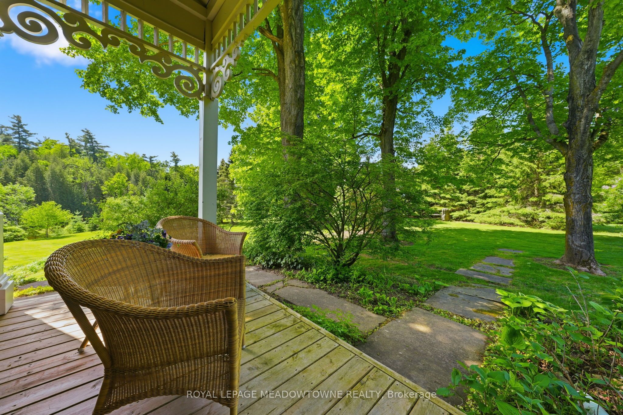 14249 Tenth Line Property Photo 36