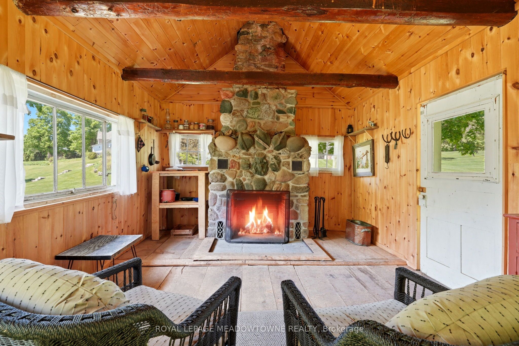14249 Tenth Line Property Photo 38