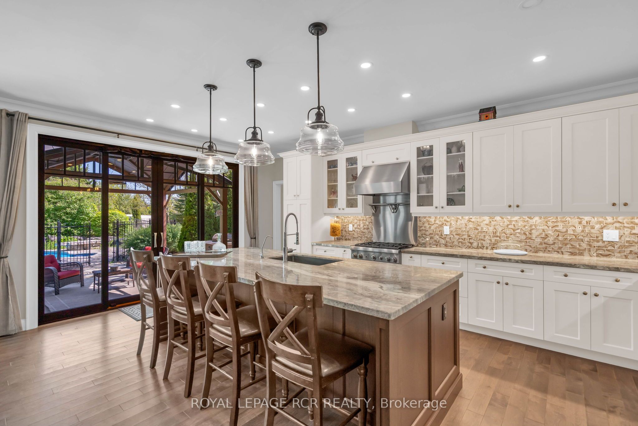 5 Massari Street Property Photo 8