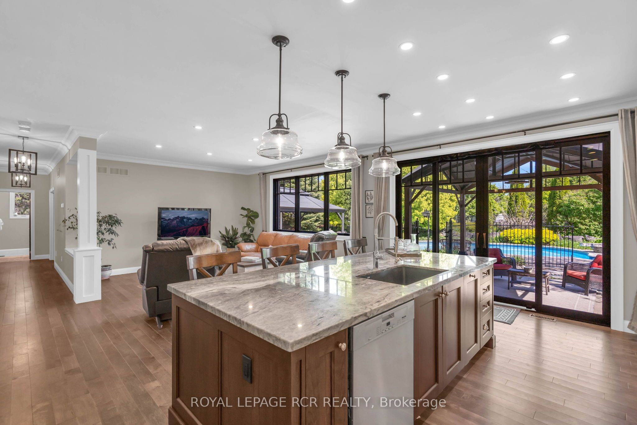 5 Massari Street Property Photo 10