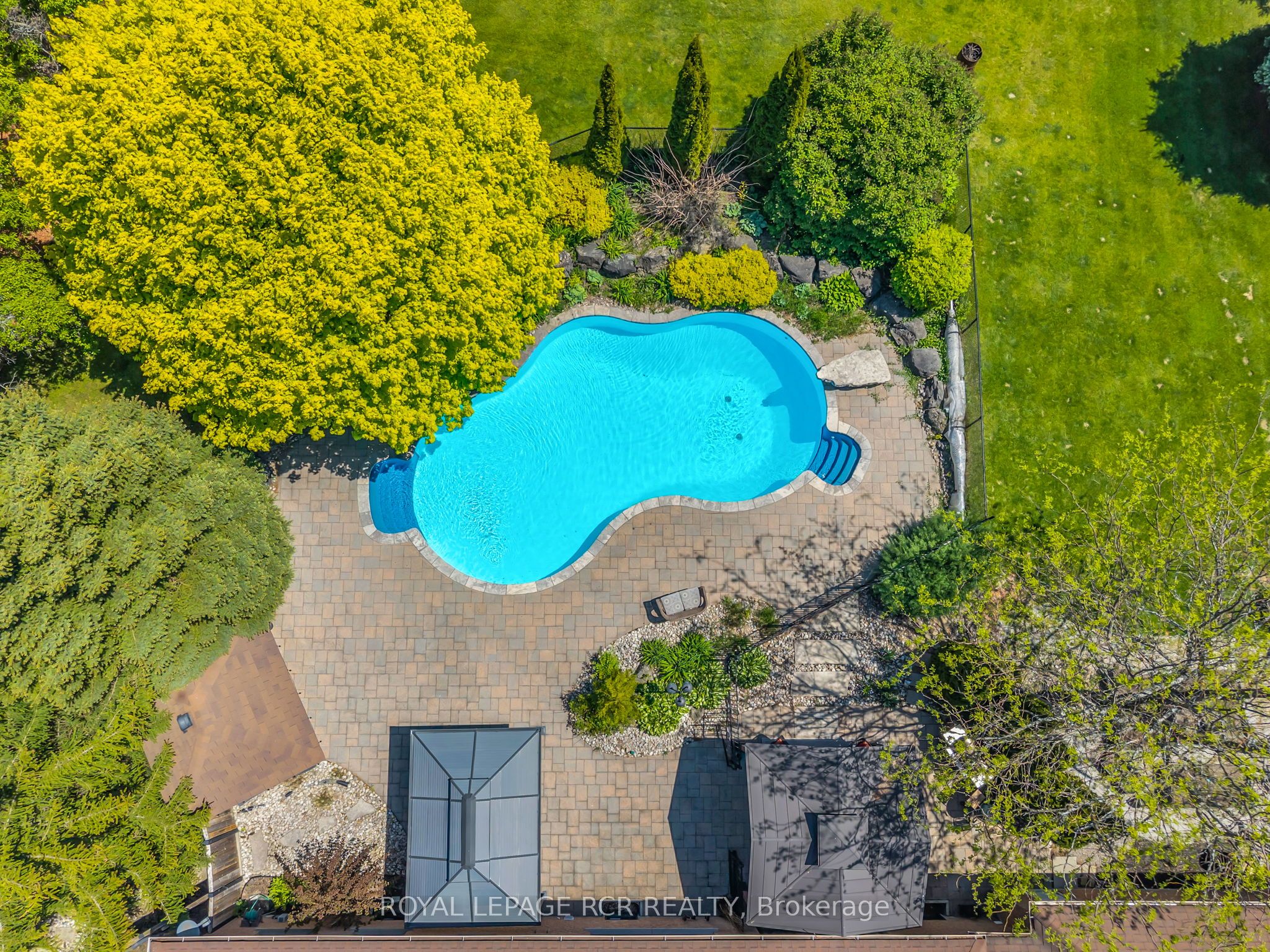 5 Massari Street Property Photo 27