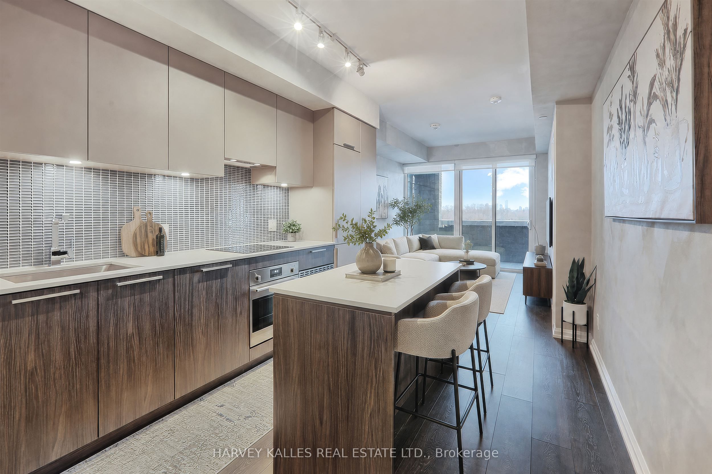 4208 Dundas Street W 412