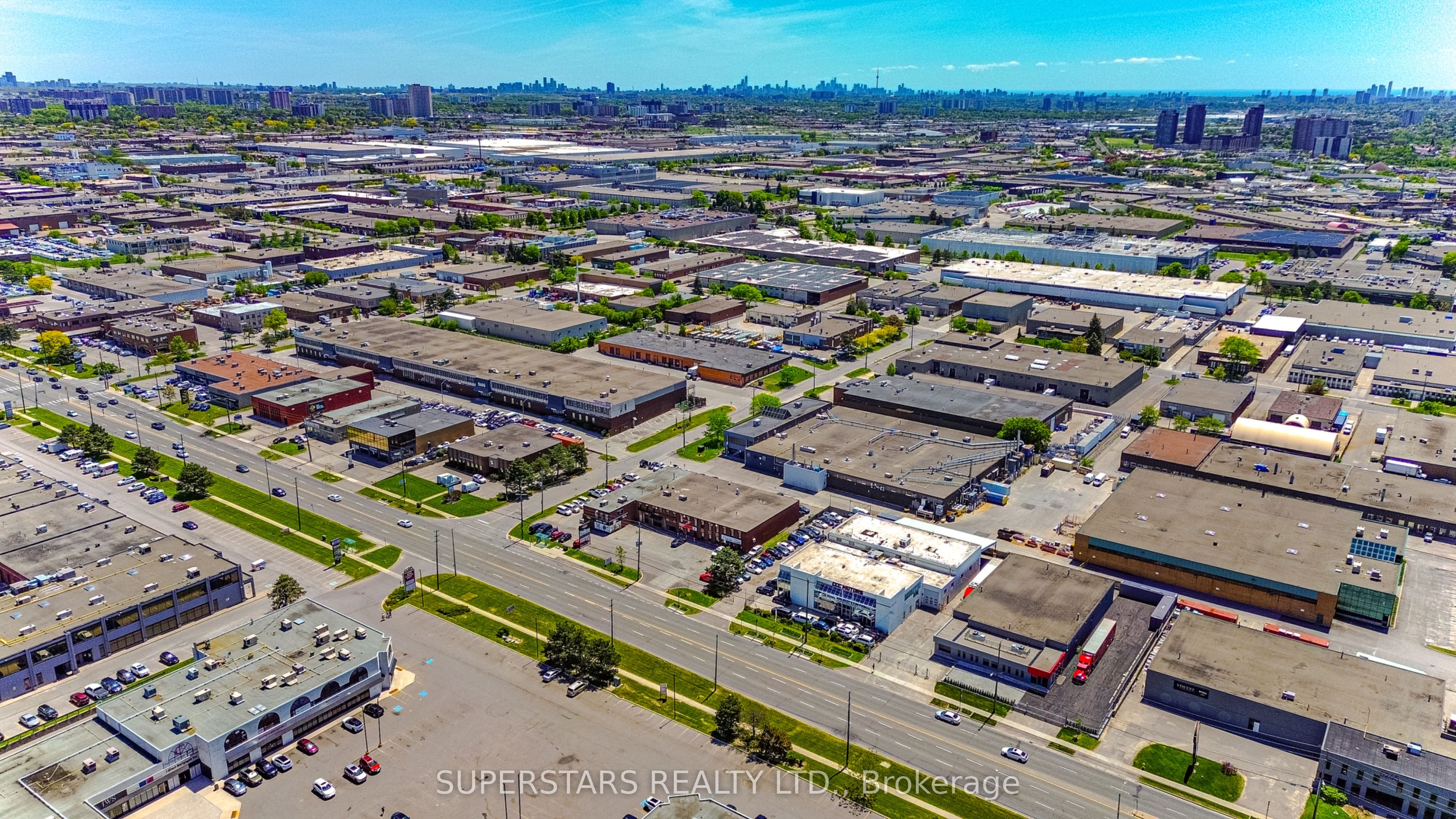 5235 Steeles Avenue W Property Photo 10
