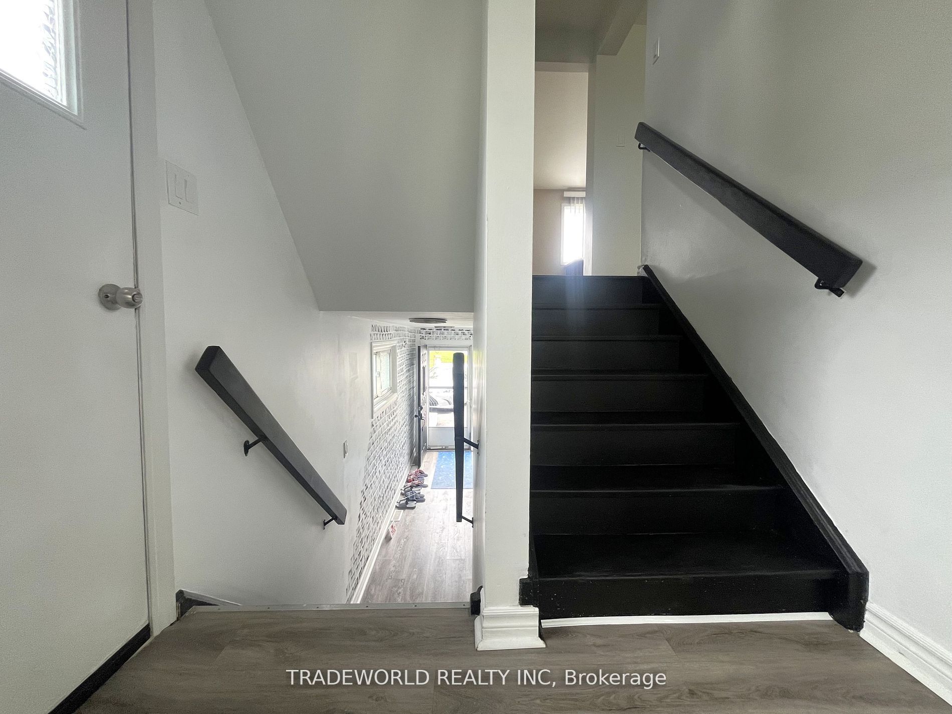 7465 Bybrook Drive Property Photo 24
