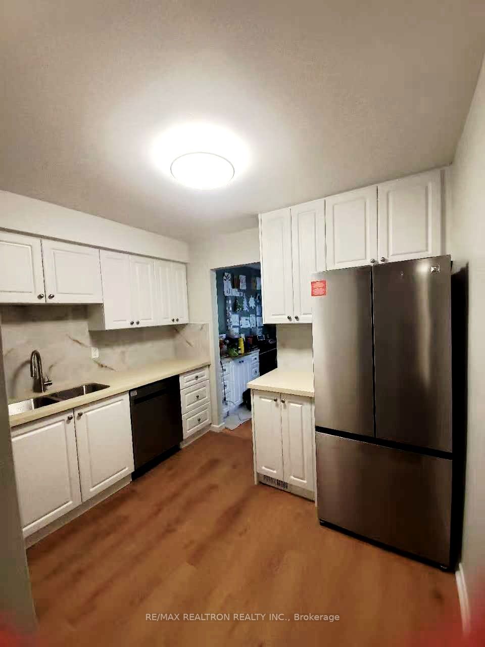 1180 Mississauga Valley Boulevard 100 Property Photo 6